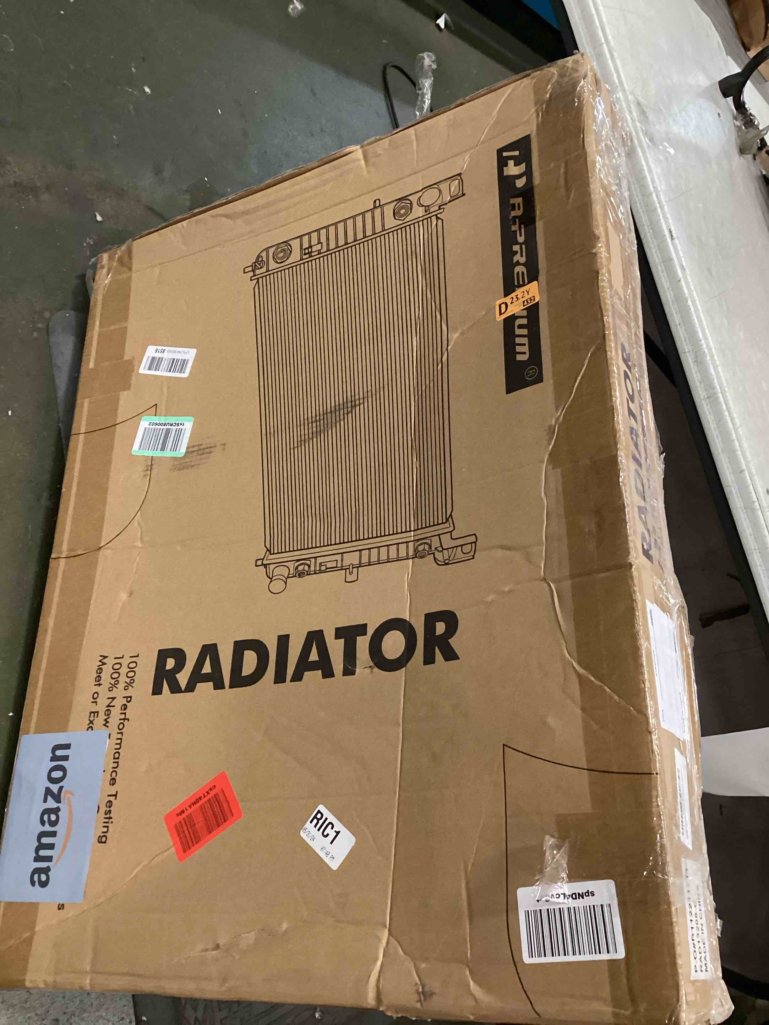 https://s3.amazonaws.com/lotting-images-prod/bidfta/BLU6723783_1723782513484.jpeg