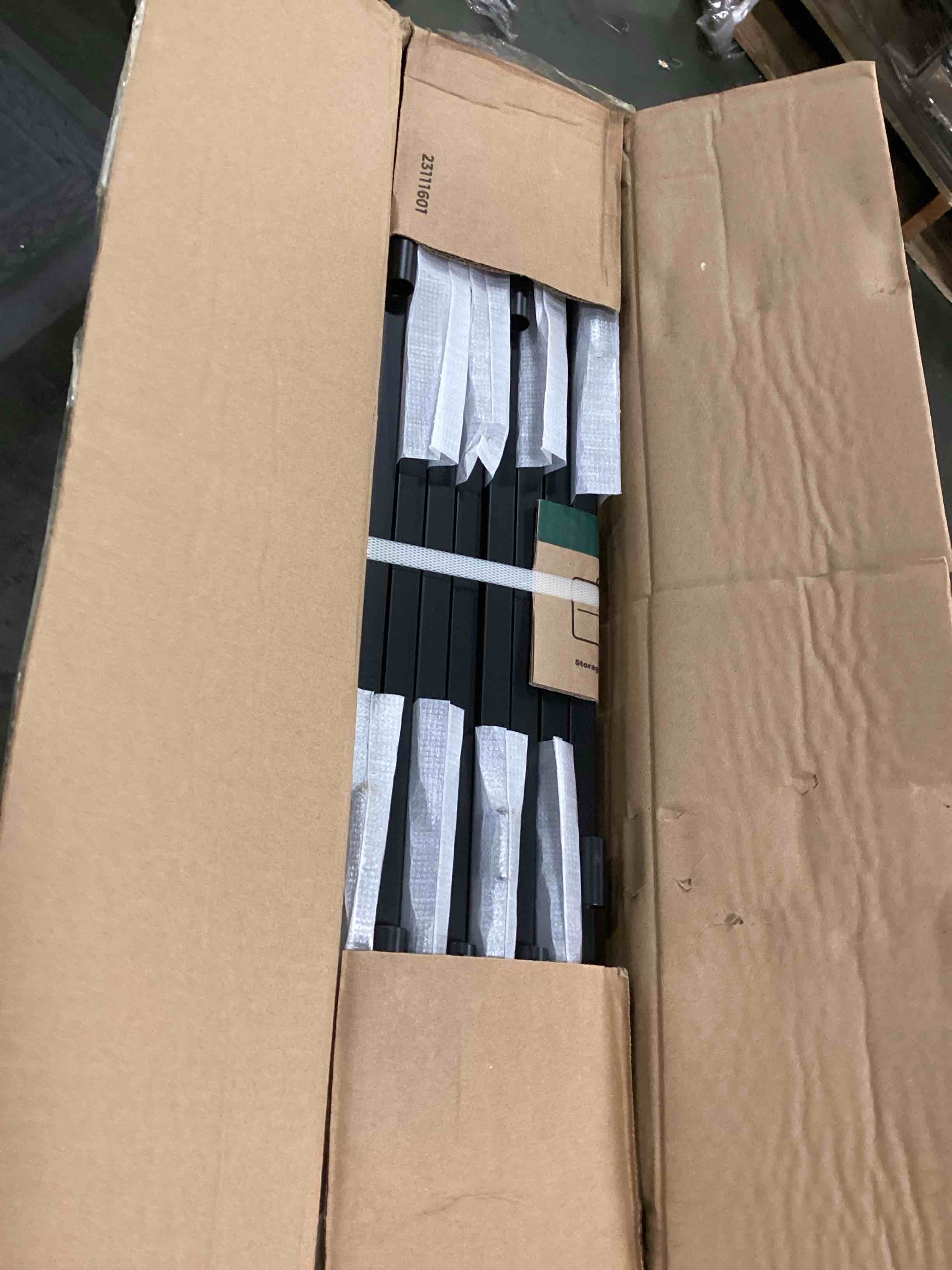 https://s3.amazonaws.com/lotting-images-prod/bidfta/BLU6724260_1724129497708.jpeg