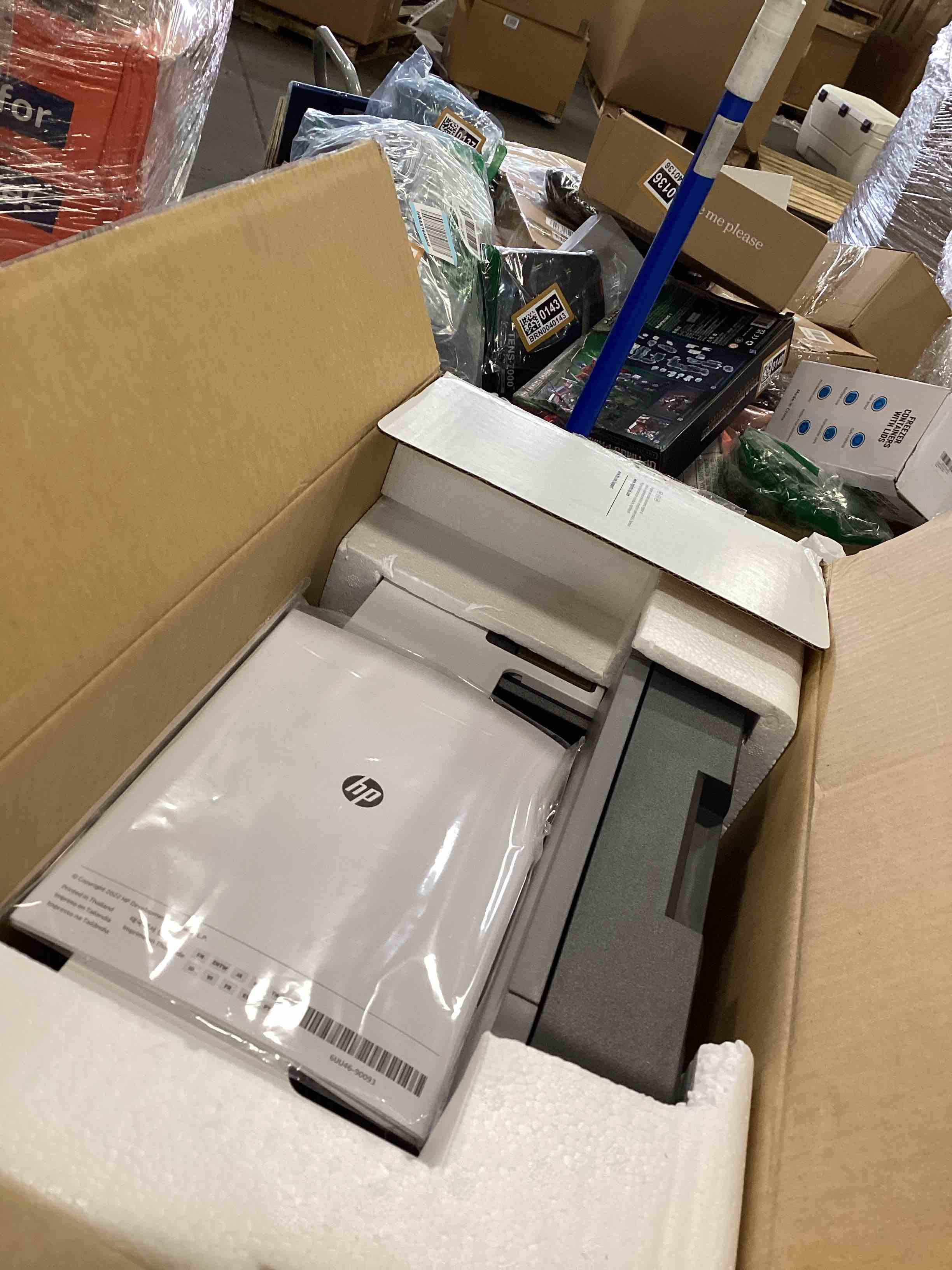 https://s3.amazonaws.com/lotting-images-prod/bidfta/BLU6724278_1724188661168.jpeg