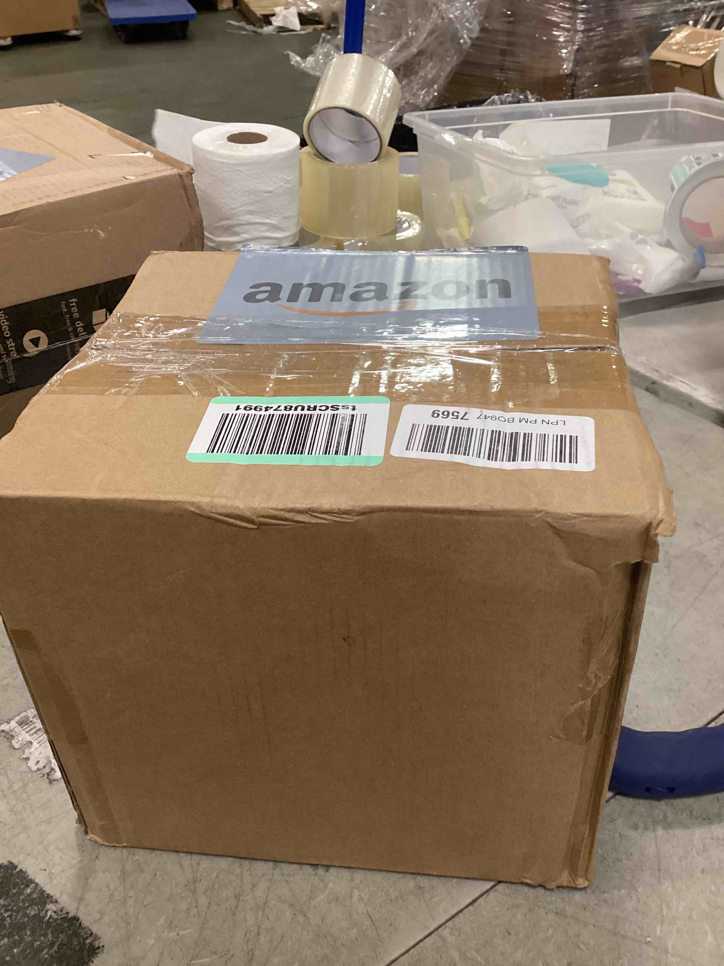 https://s3.amazonaws.com/lotting-images-prod/bidfta/BLU6724381_1724200937842.jpeg