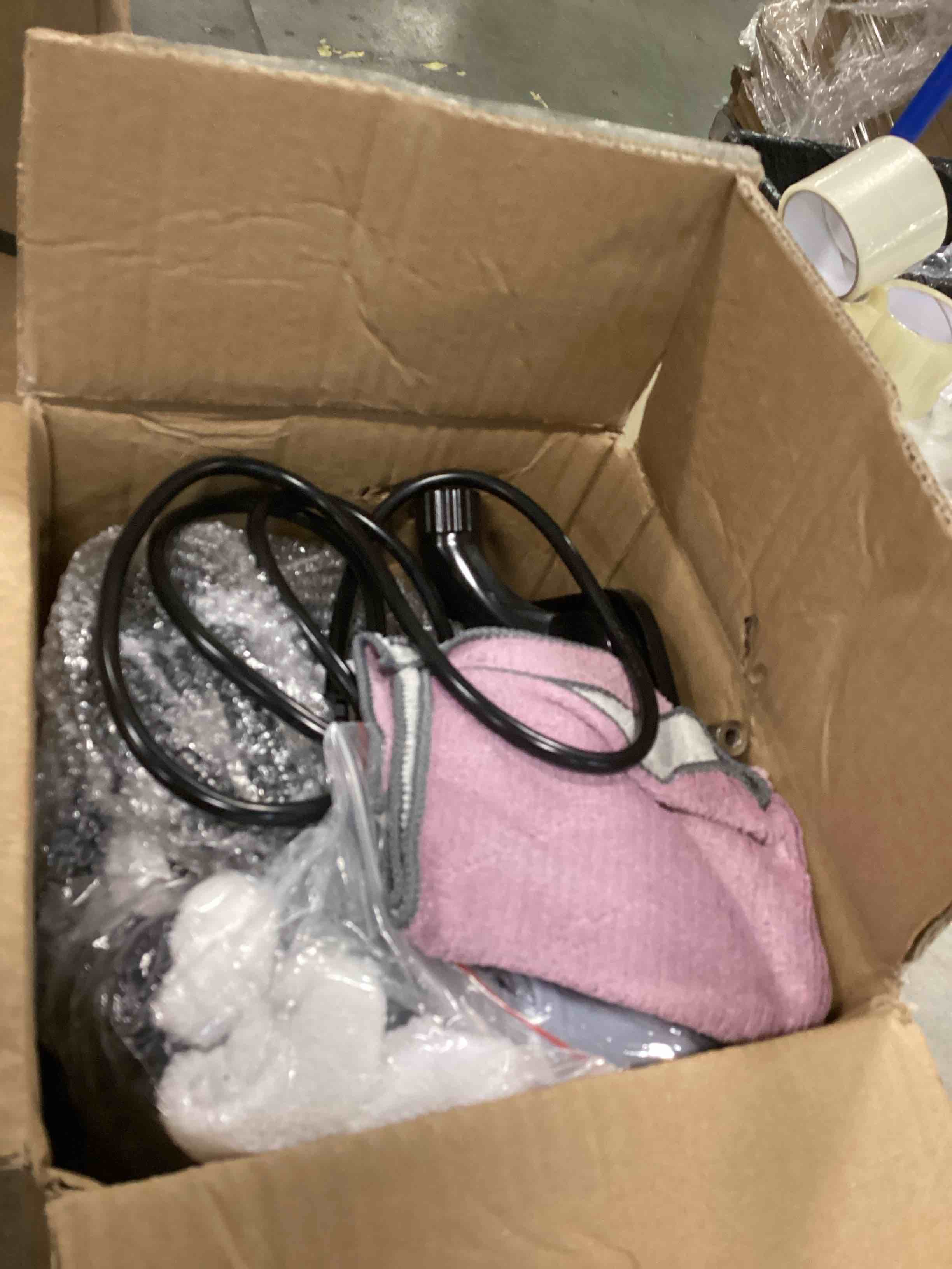 https://s3.amazonaws.com/lotting-images-prod/bidfta/BLU6724393_1724201916369.jpeg