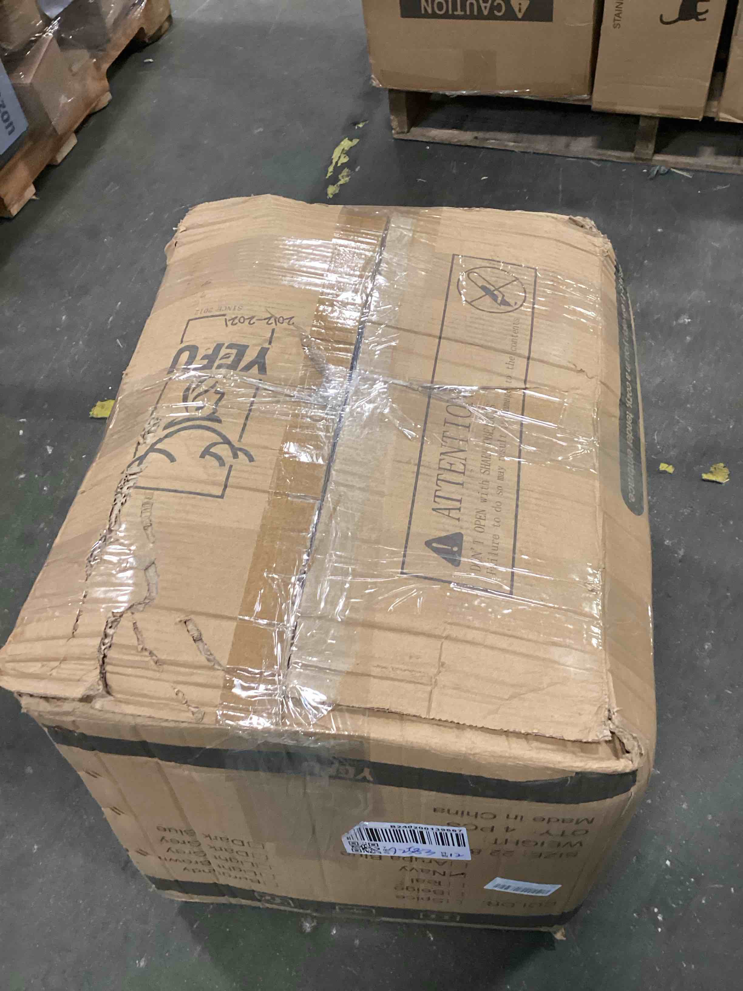 https://s3.amazonaws.com/lotting-images-prod/bidfta/BLU6724493_1724216080068.jpeg