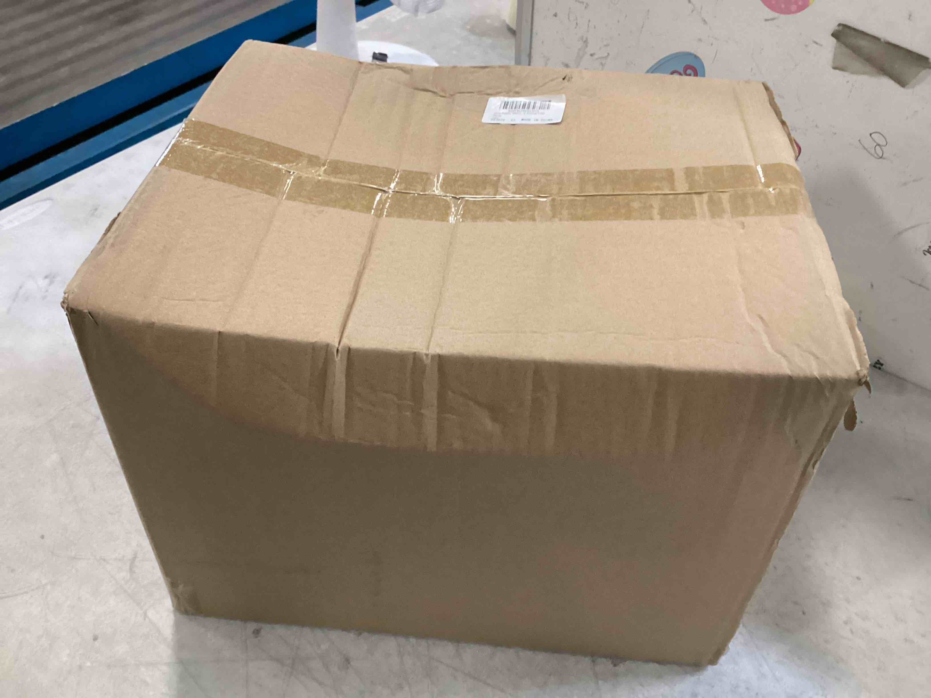 https://s3.amazonaws.com/lotting-images-prod/bidfta/BLU6725022_1722522903013.jpeg