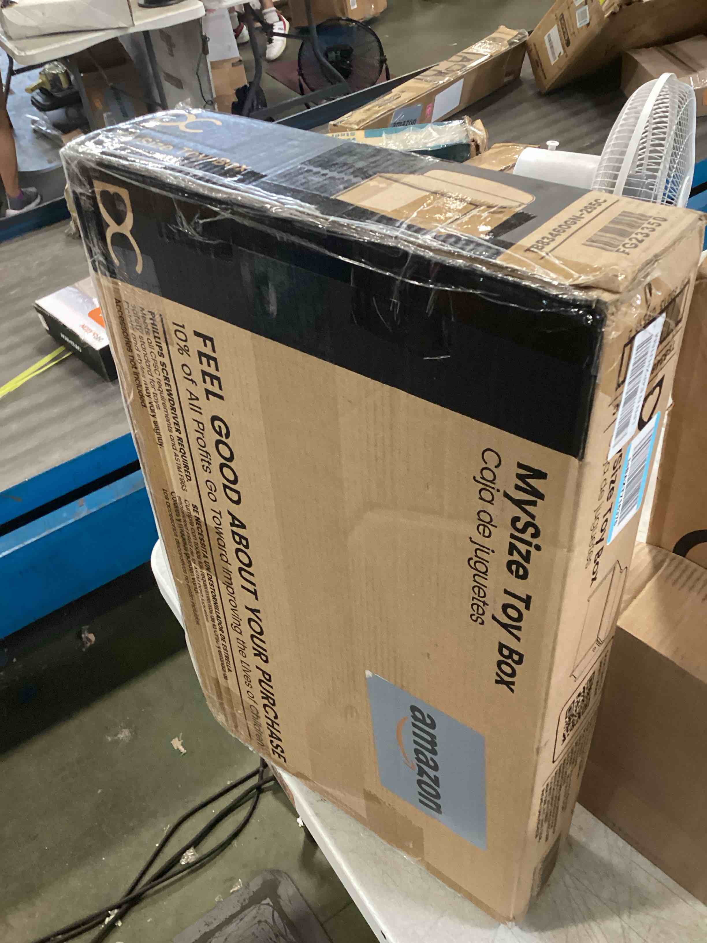 https://s3.amazonaws.com/lotting-images-prod/bidfta/BLU6725087_1722533060294.jpeg