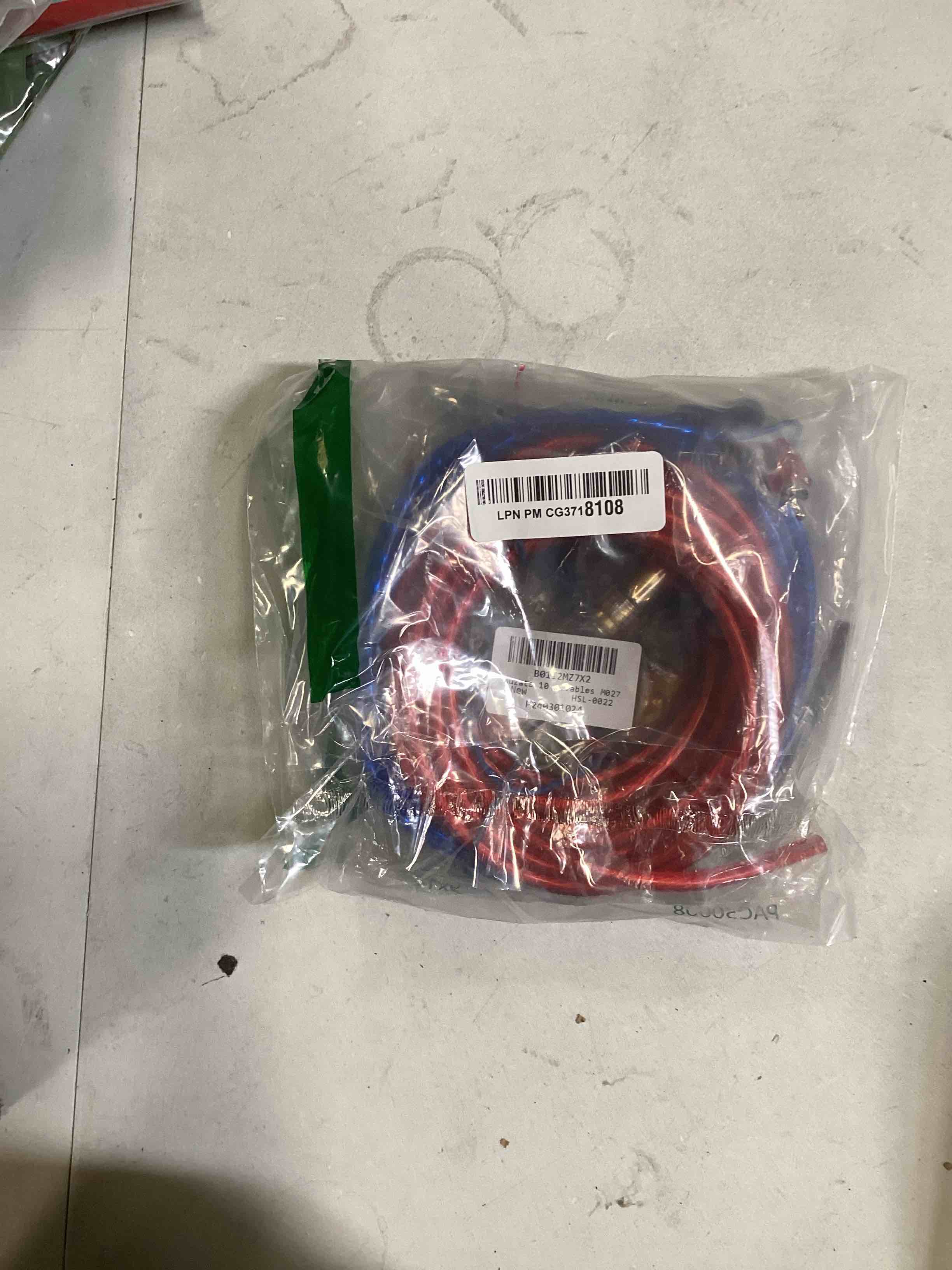 https://s3.amazonaws.com/lotting-images-prod/bidfta/BLU6725464_1722874117546.jpeg