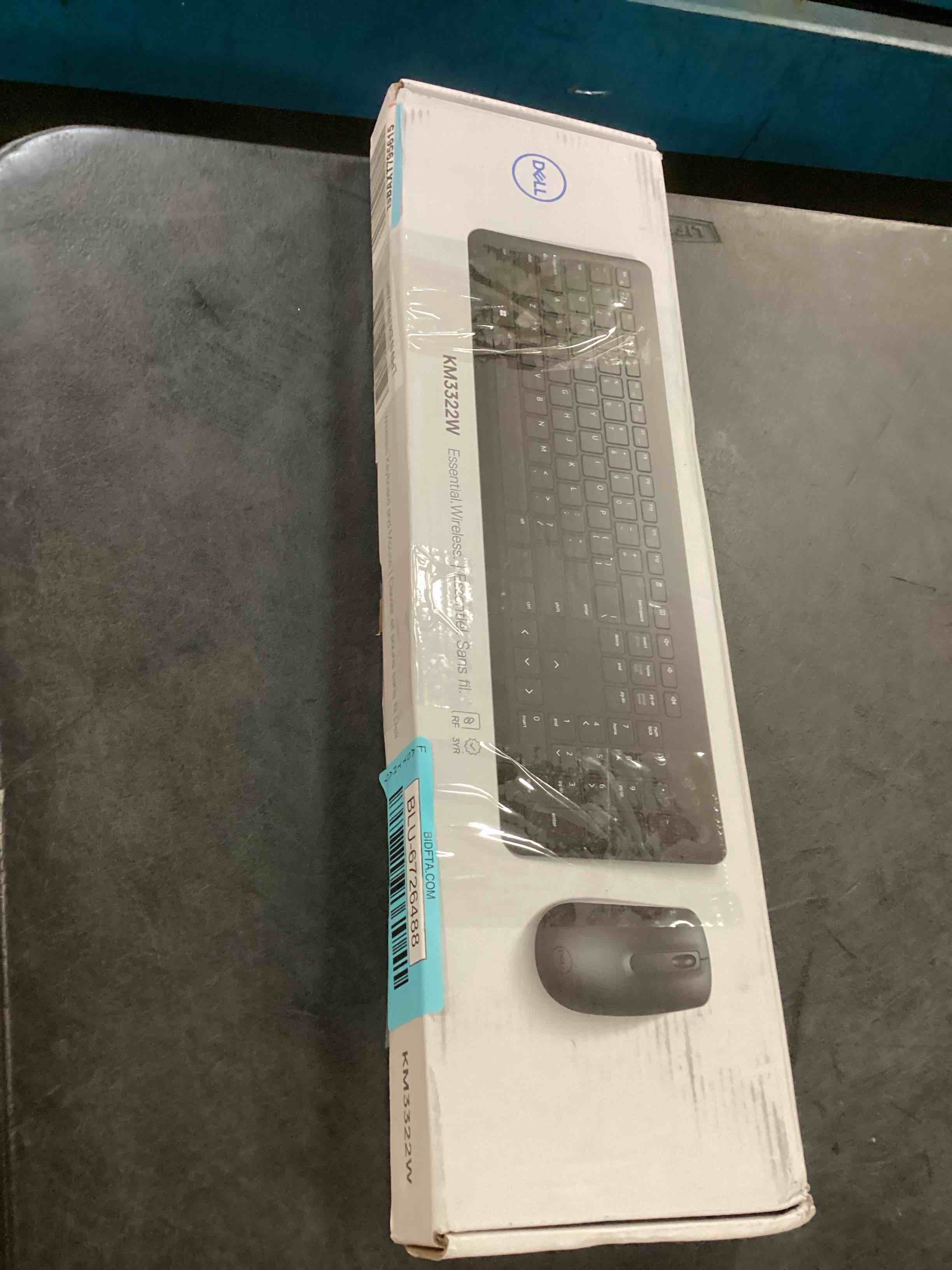 https://s3.amazonaws.com/lotting-images-prod/bidfta/BLU6726488_1722082320917.jpeg