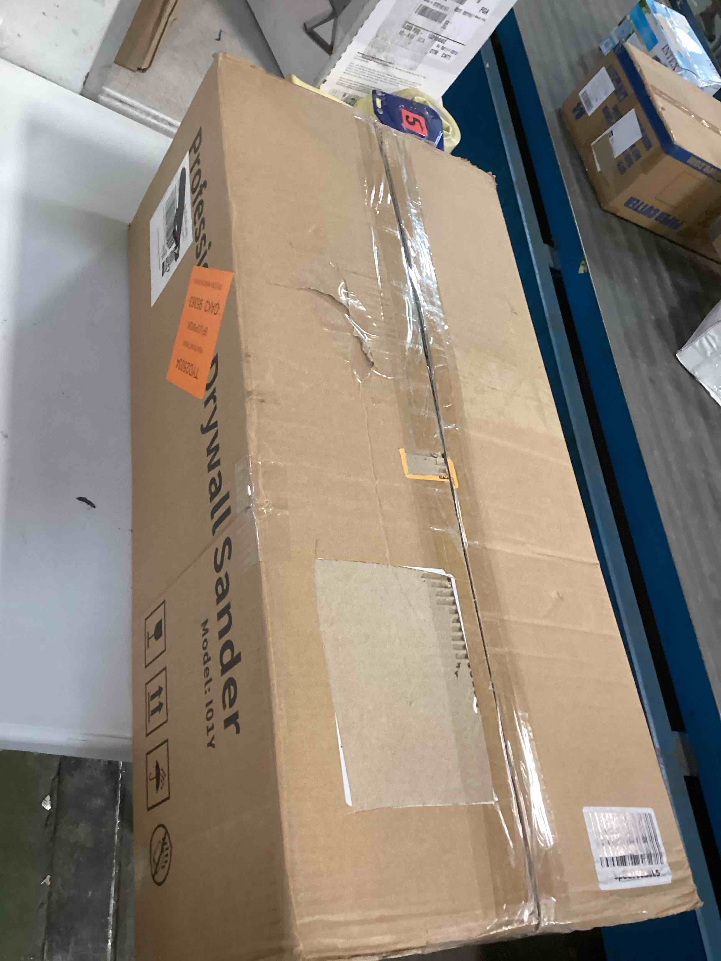 https://s3.amazonaws.com/lotting-images-prod/bidfta/BLU6726687_1722259802861.jpeg