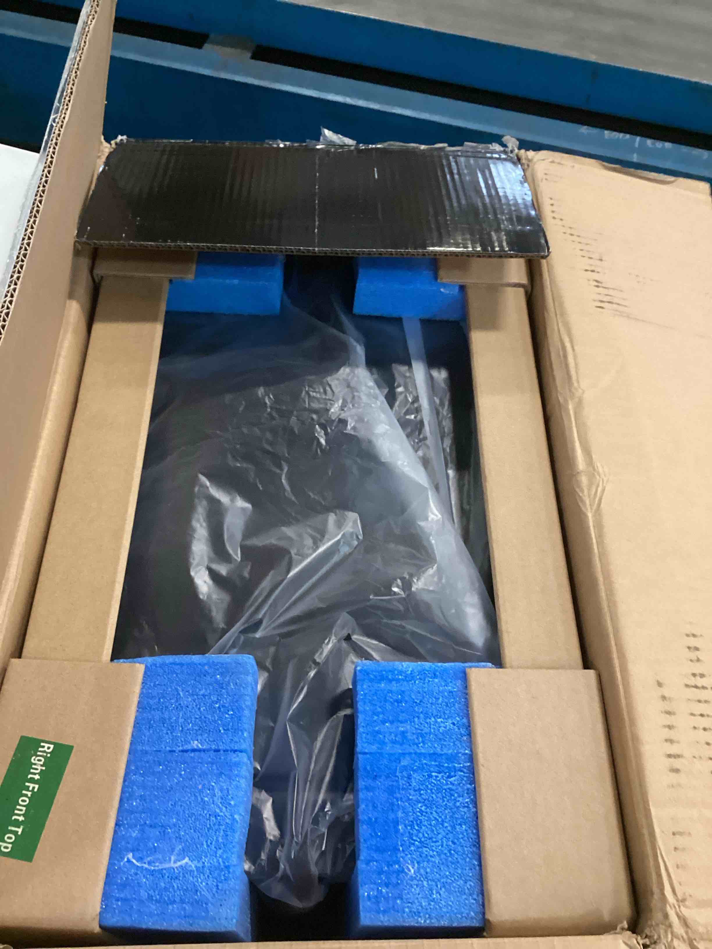 https://s3.amazonaws.com/lotting-images-prod/bidfta/BLU6726689_1722259922655.jpeg