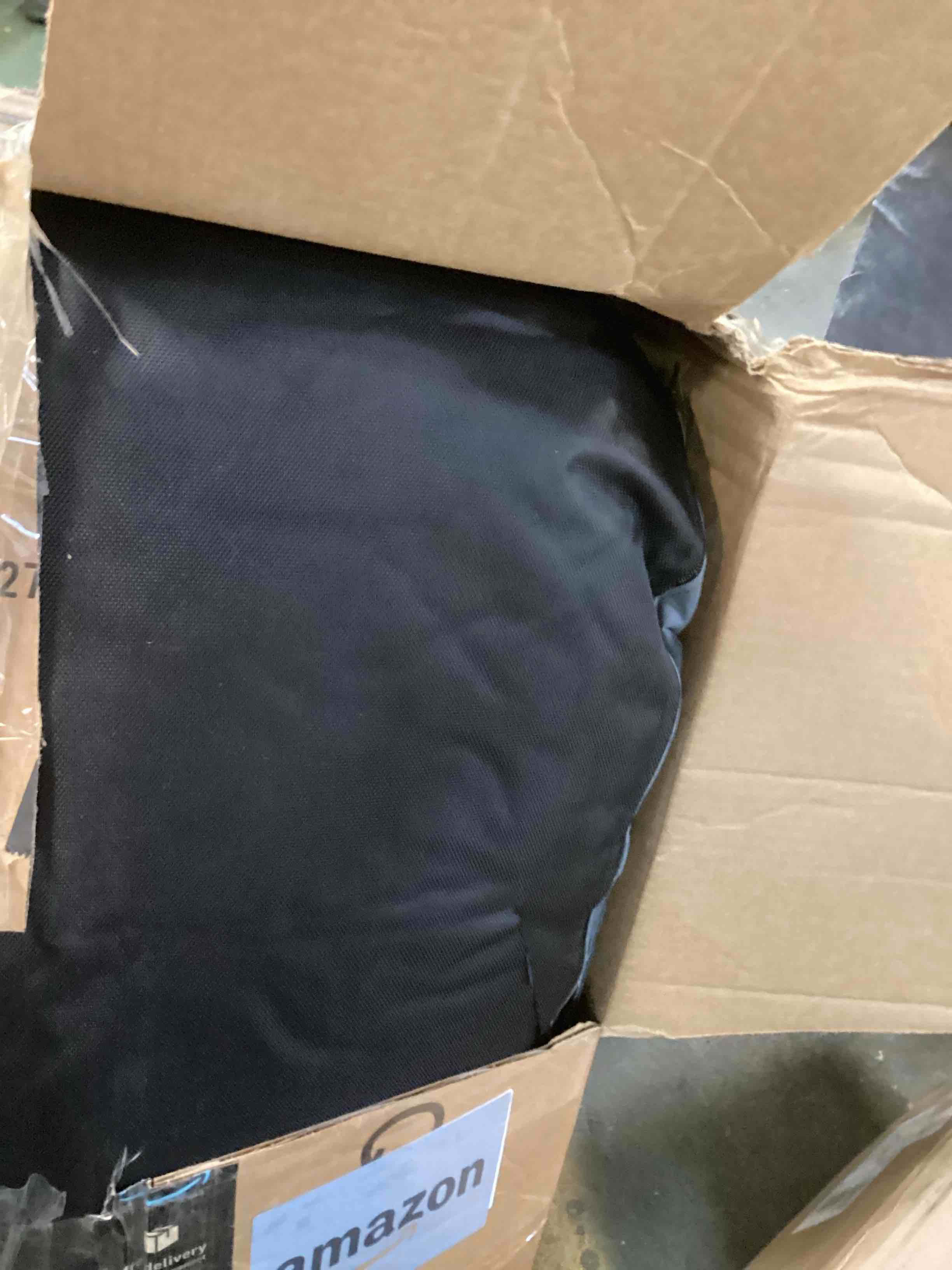 https://s3.amazonaws.com/lotting-images-prod/bidfta/BLU6726750_1722266410747.jpeg