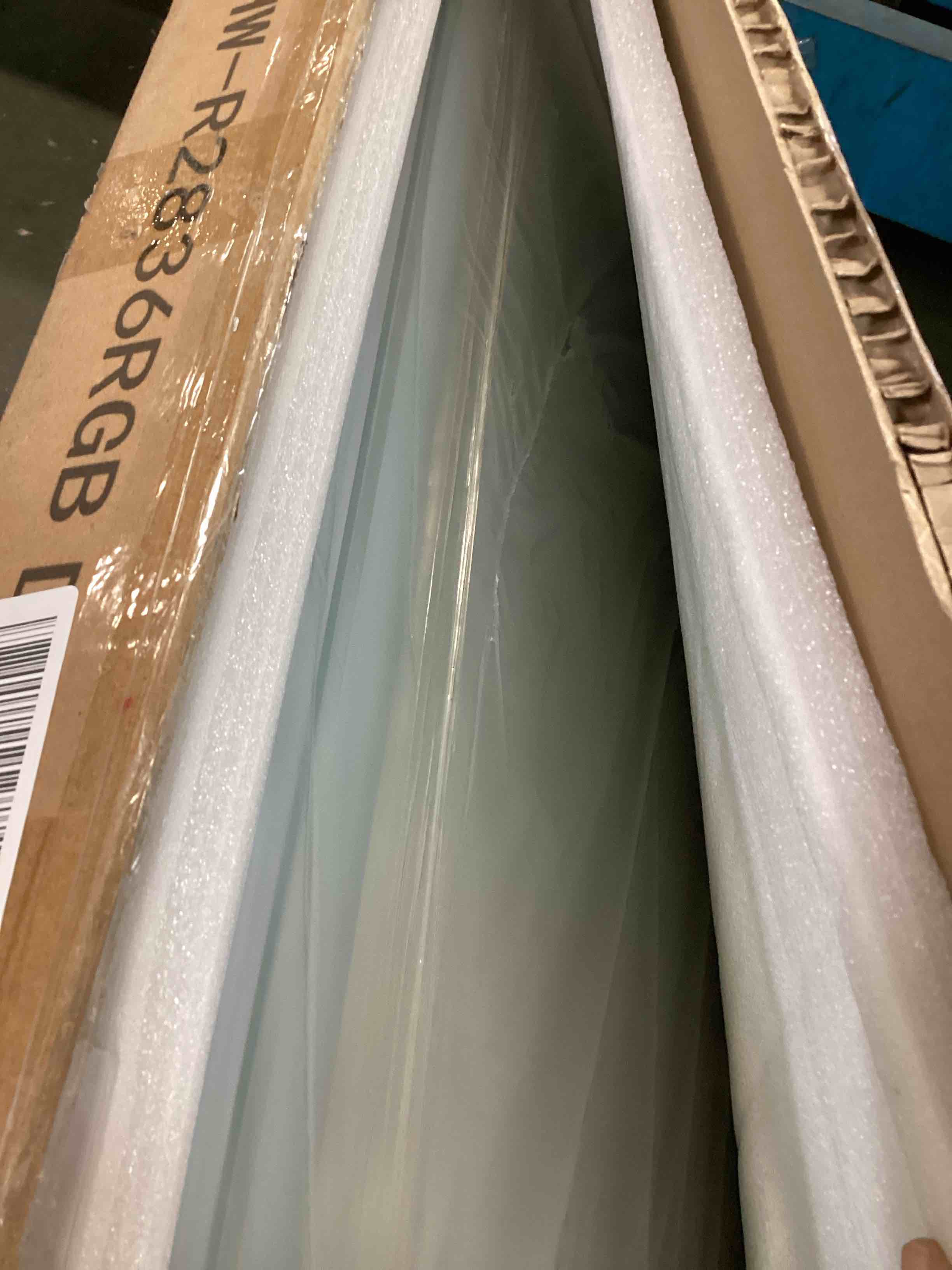 https://s3.amazonaws.com/lotting-images-prod/bidfta/BLU6727087_1722362381327.jpeg