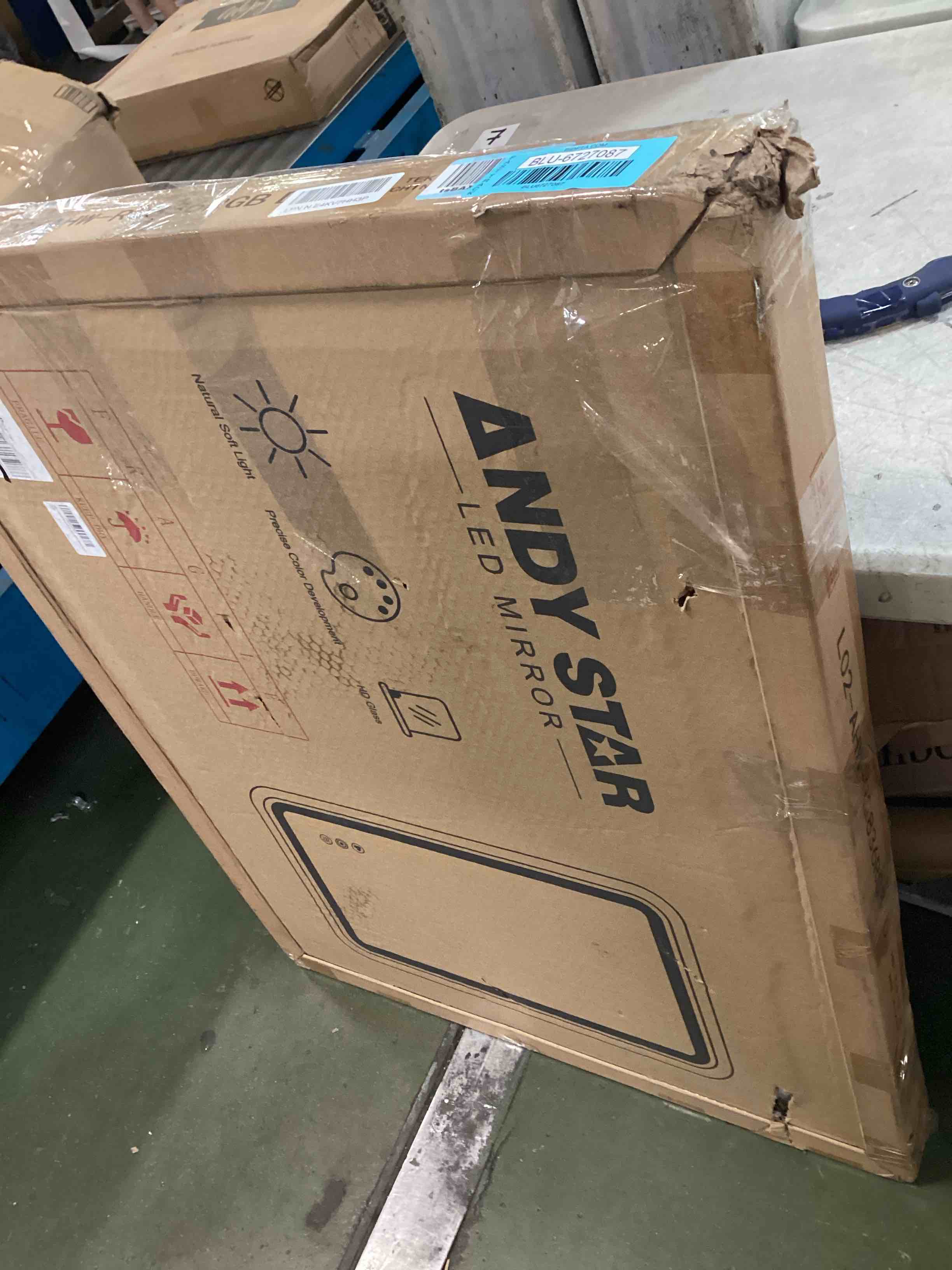 https://s3.amazonaws.com/lotting-images-prod/bidfta/BLU6727087_1722362418165.jpeg