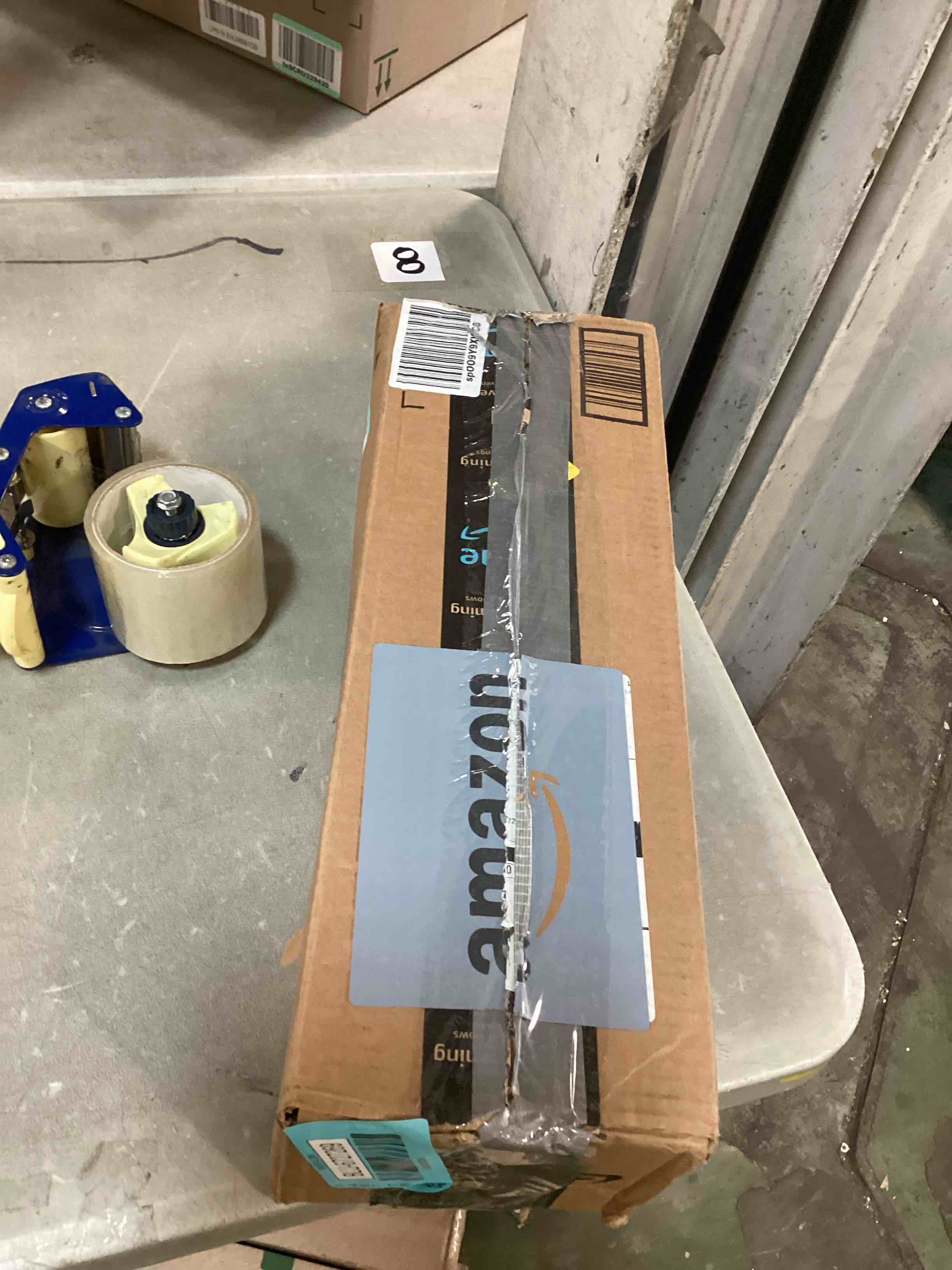 https://s3.amazonaws.com/lotting-images-prod/bidfta/BLU6727269_1722440284314.jpeg