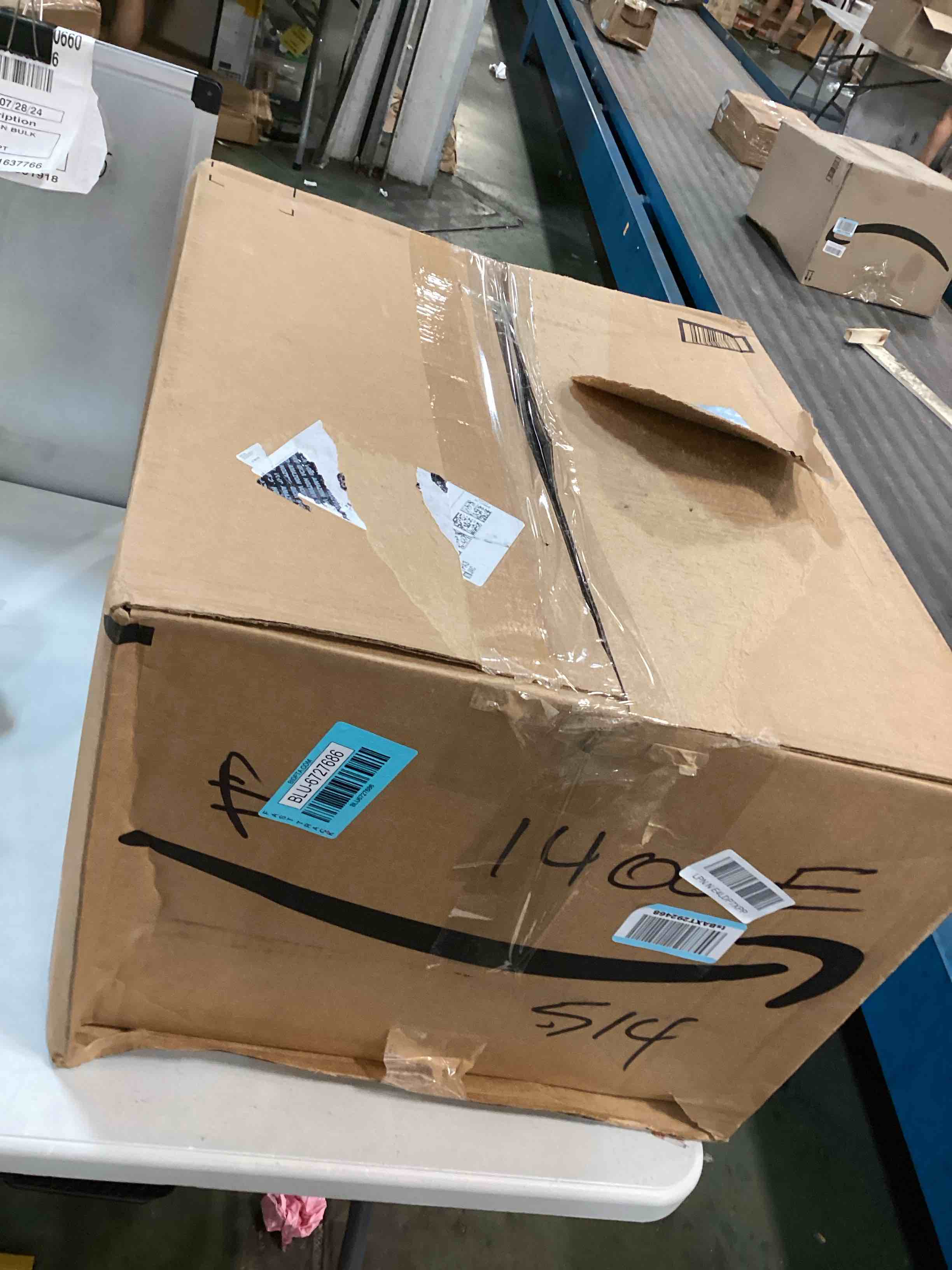 https://s3.amazonaws.com/lotting-images-prod/bidfta/BLU6727686_1722603554044.jpeg