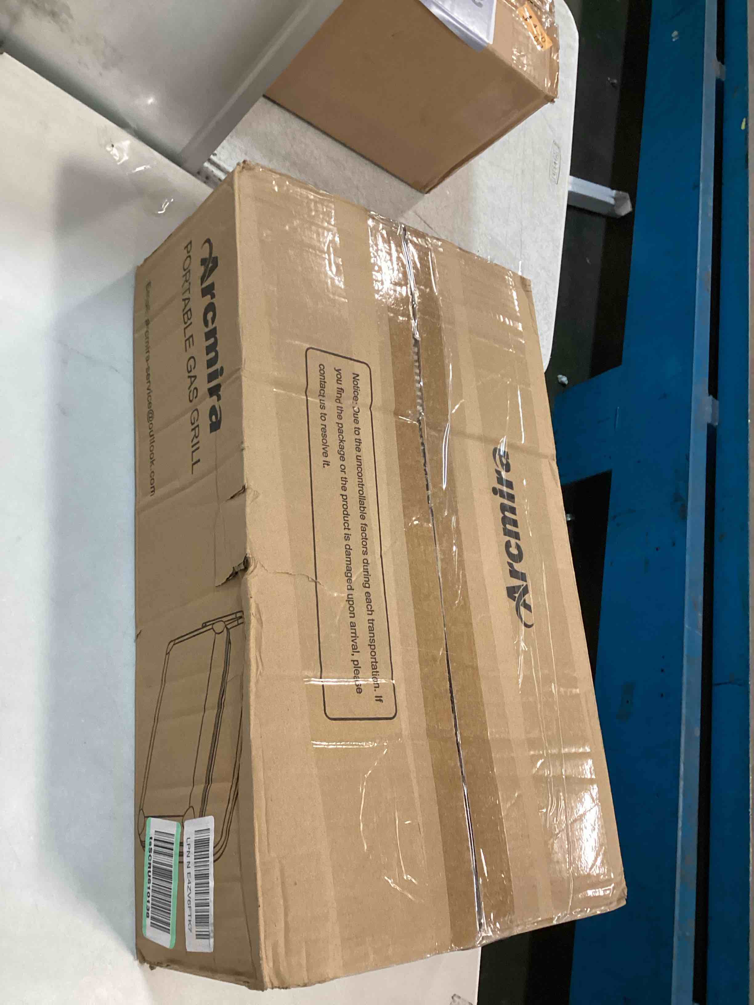 https://s3.amazonaws.com/lotting-images-prod/bidfta/BLU6727886_1722627635711.jpeg