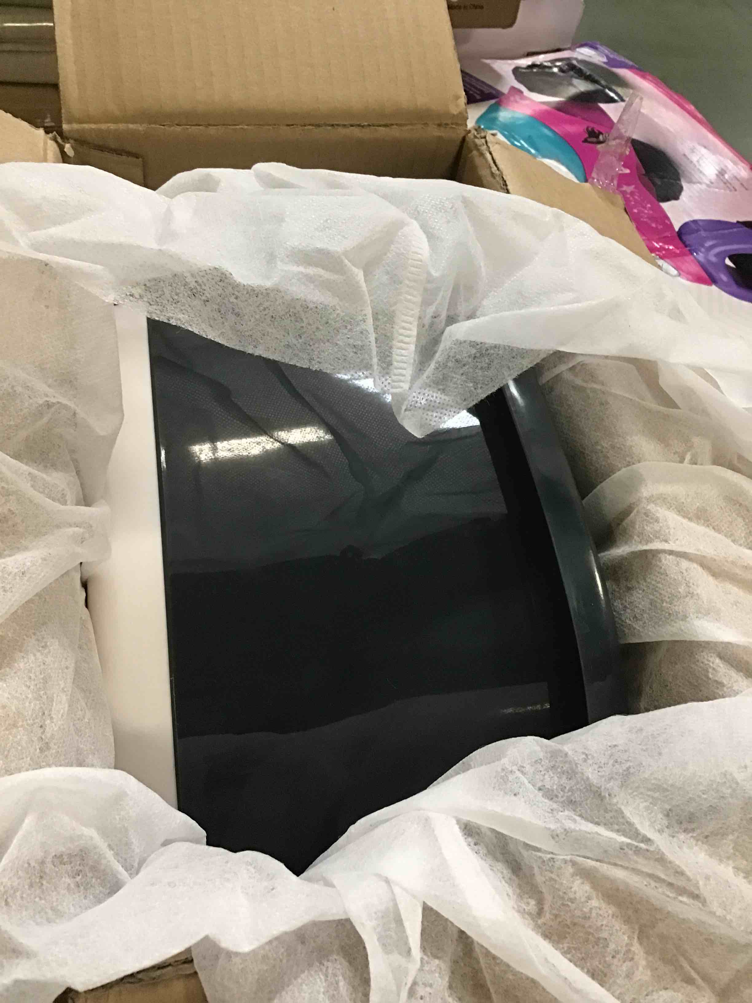 https://s3.amazonaws.com/lotting-images-prod/bidfta/BLU6728623_1719933838823.jpeg