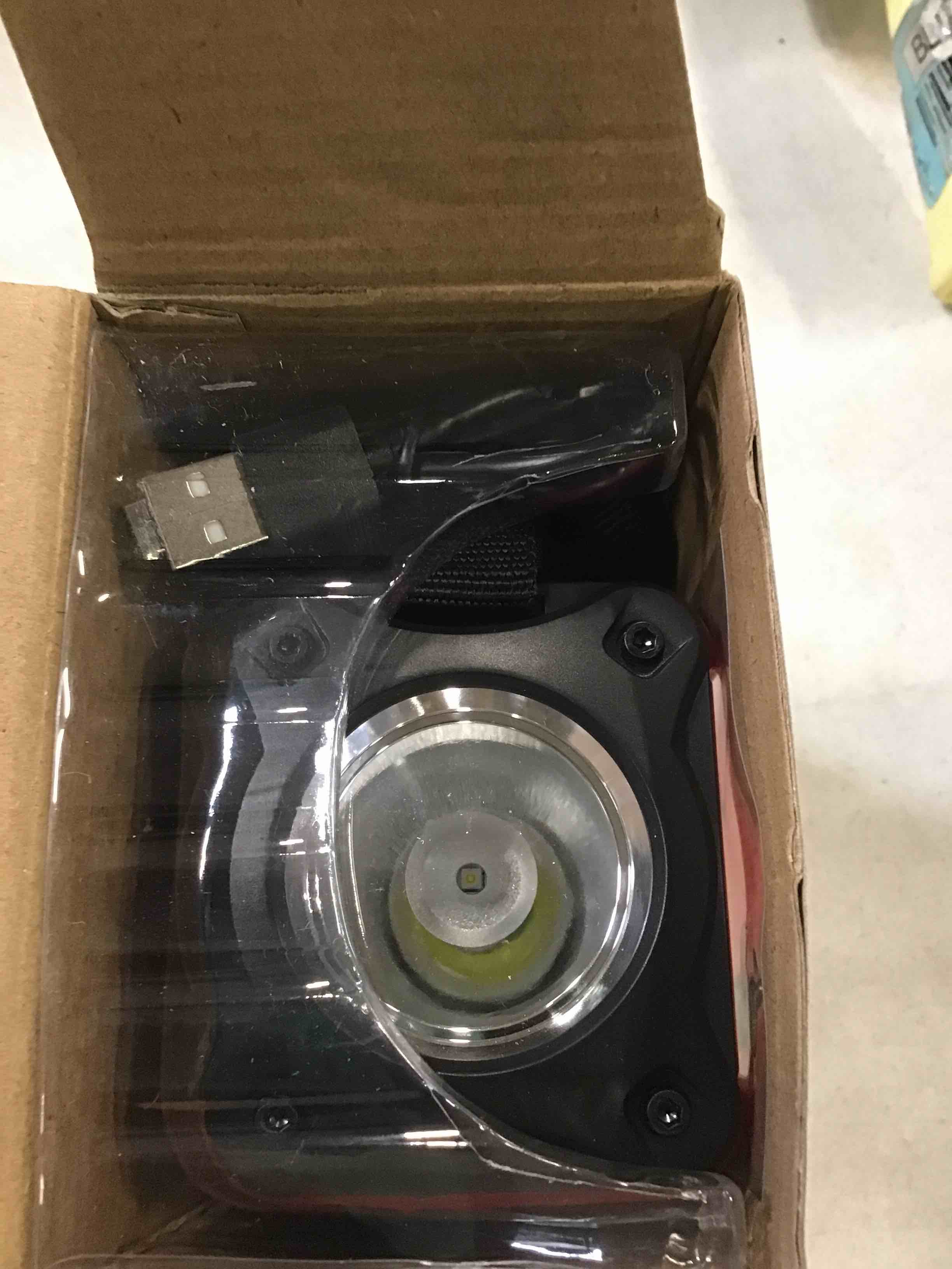 https://s3.amazonaws.com/lotting-images-prod/bidfta/BLU6728951_1720028068820.jpeg