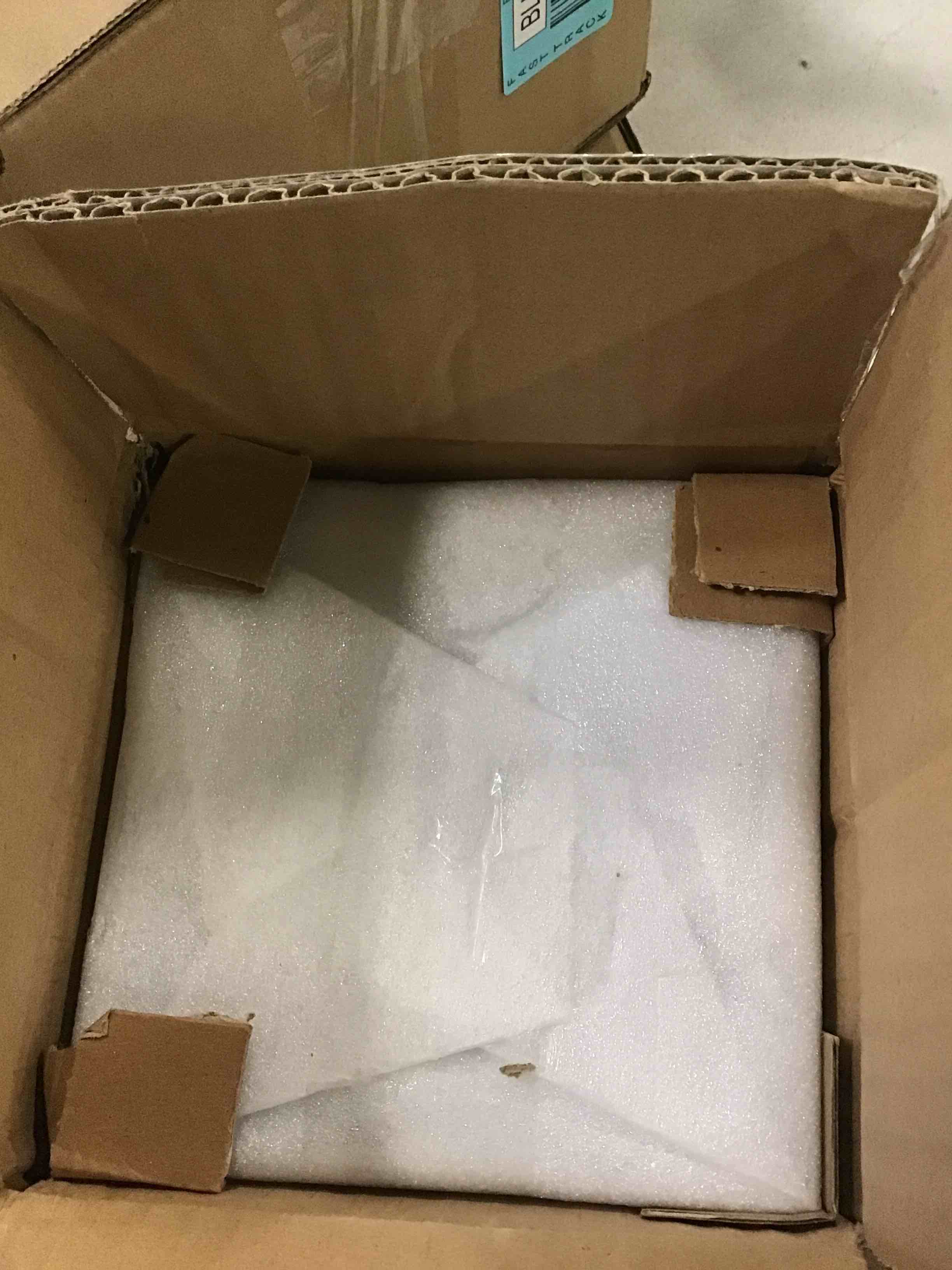 https://s3.amazonaws.com/lotting-images-prod/bidfta/BLU6729231_1720187510543.jpeg