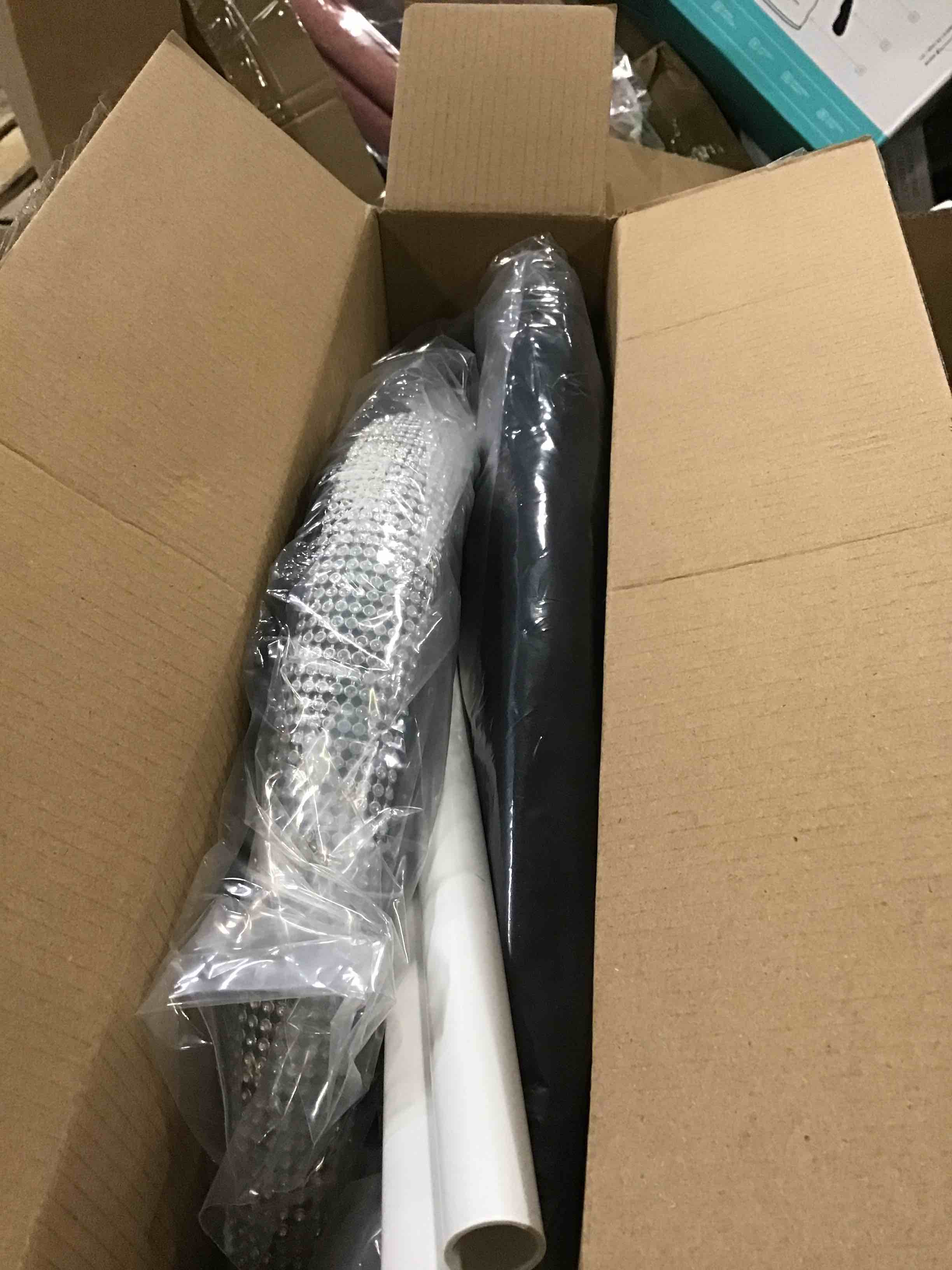 https://s3.amazonaws.com/lotting-images-prod/bidfta/BLU6729383_1720440294852.jpeg
