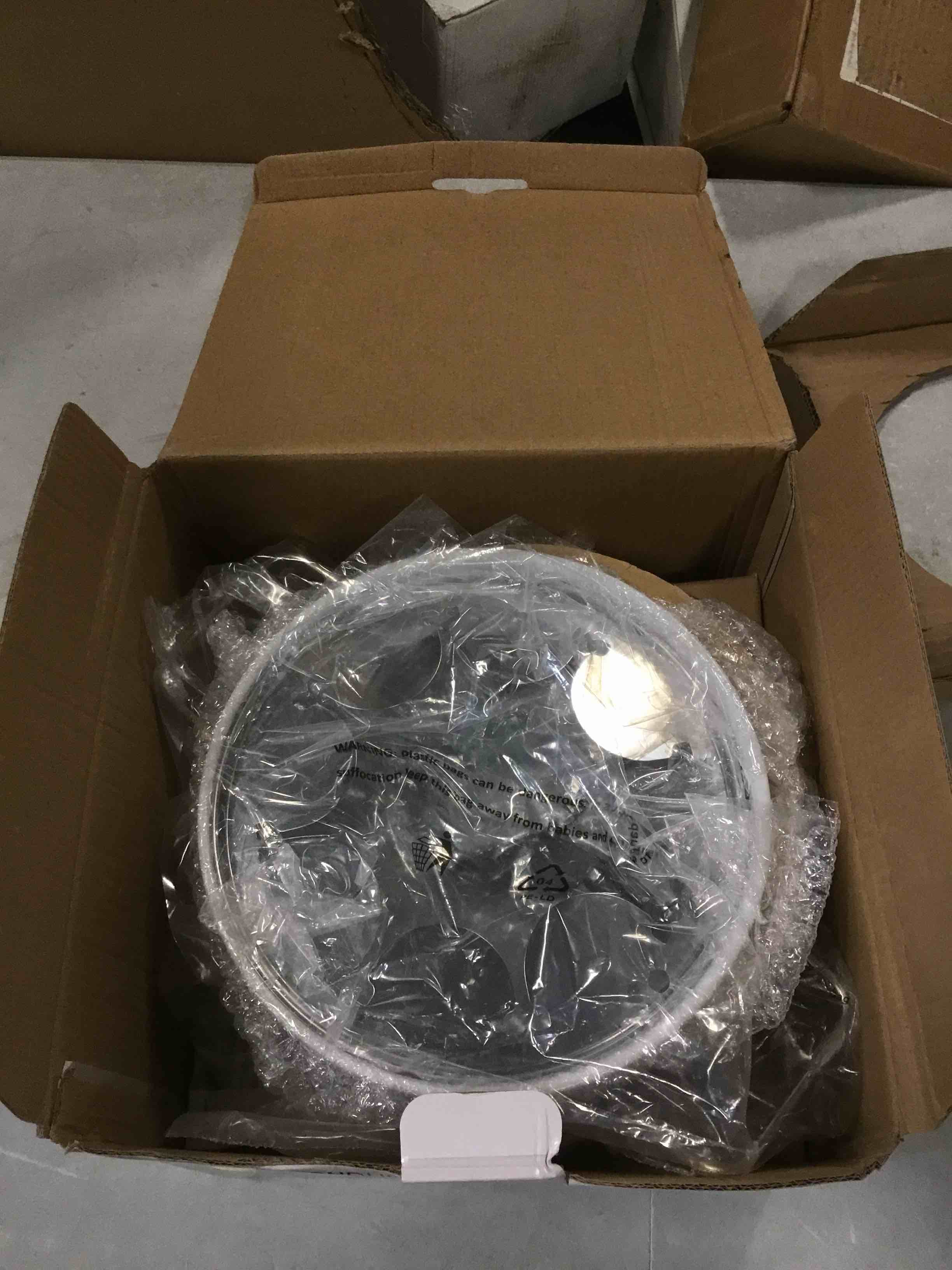 https://s3.amazonaws.com/lotting-images-prod/bidfta/BLU6729498_1719588376970.jpeg