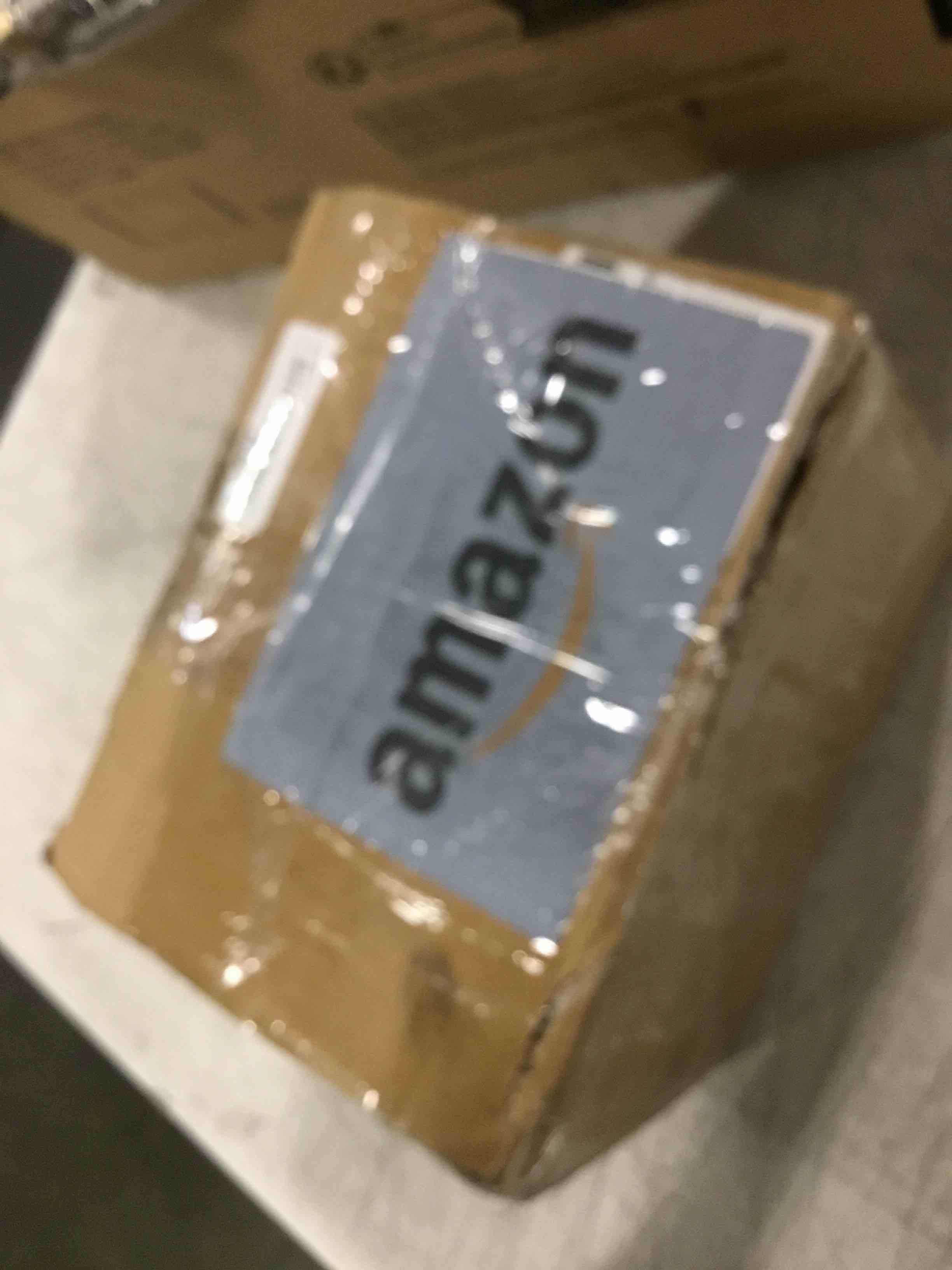 https://s3.amazonaws.com/lotting-images-prod/bidfta/BLU6729829_1720034762494.jpeg