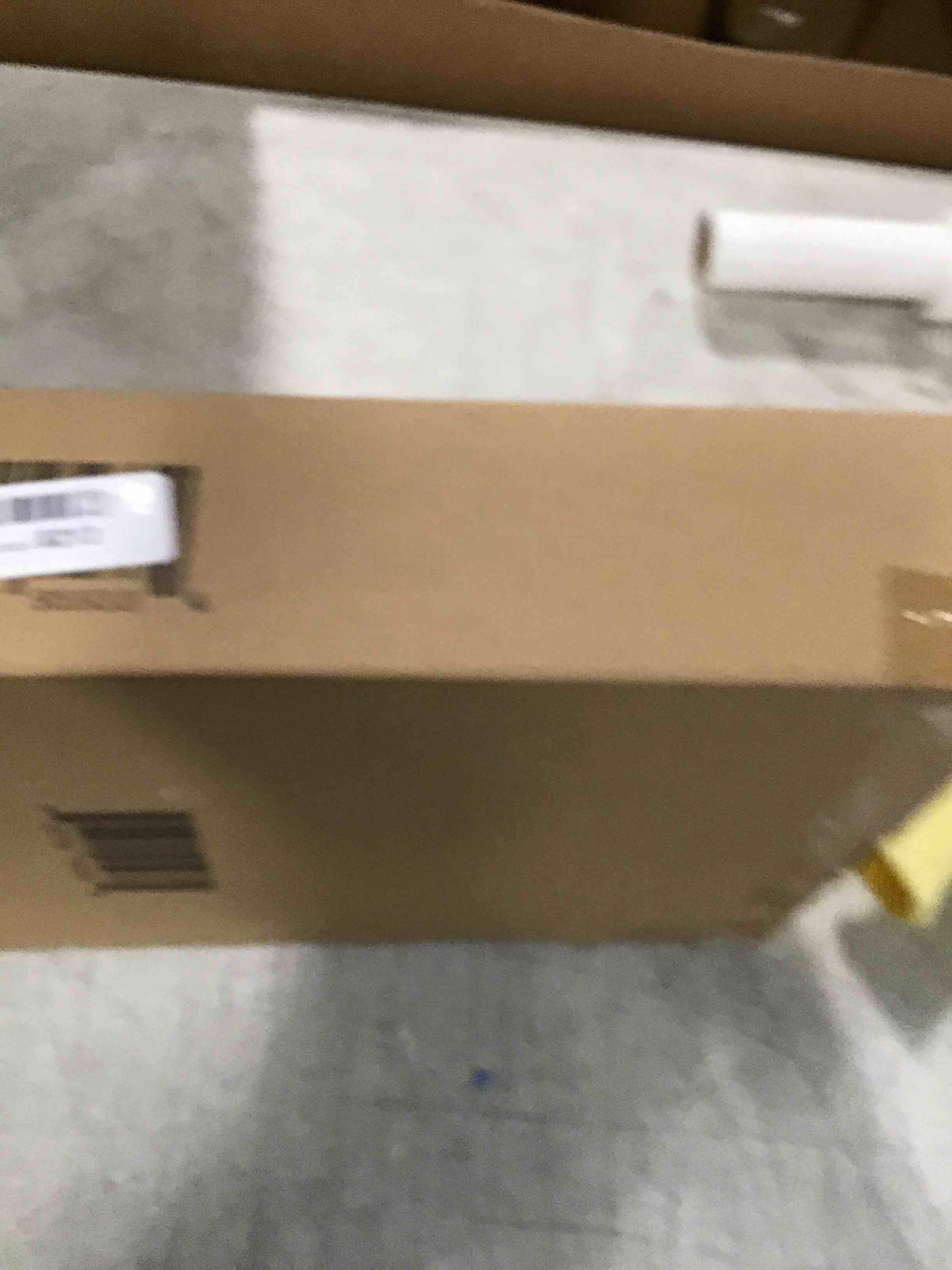 https://s3.amazonaws.com/lotting-images-prod/bidfta/BLU6729976_1720452464889.jpeg