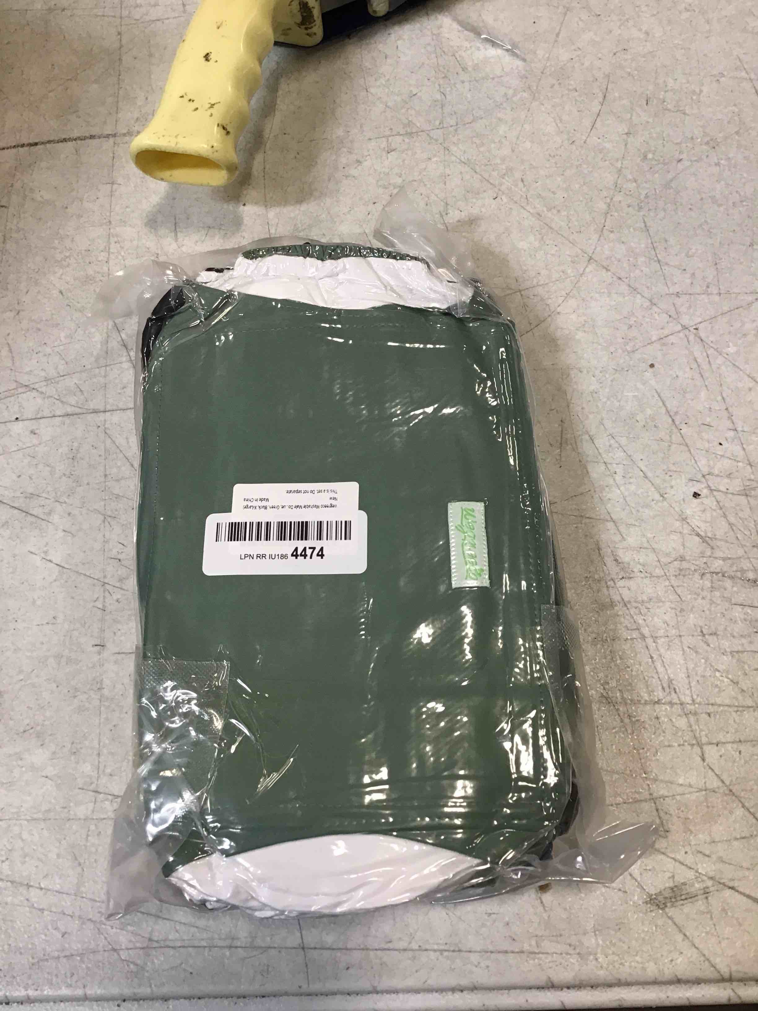 https://s3.amazonaws.com/lotting-images-prod/bidfta/BLU6730869_1721150883908.jpeg