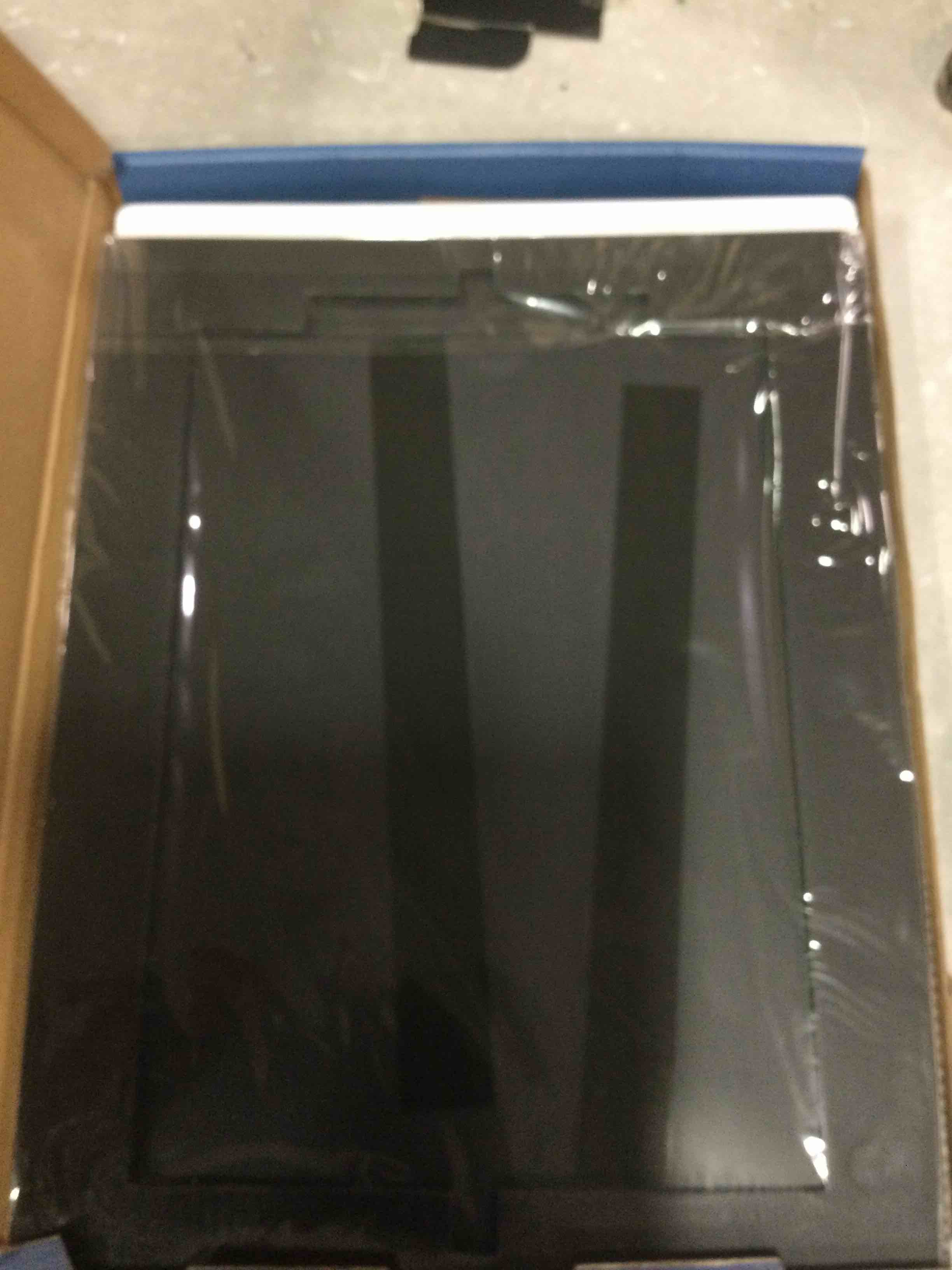 https://s3.amazonaws.com/lotting-images-prod/bidfta/BLU6731615_1720179527588.jpeg