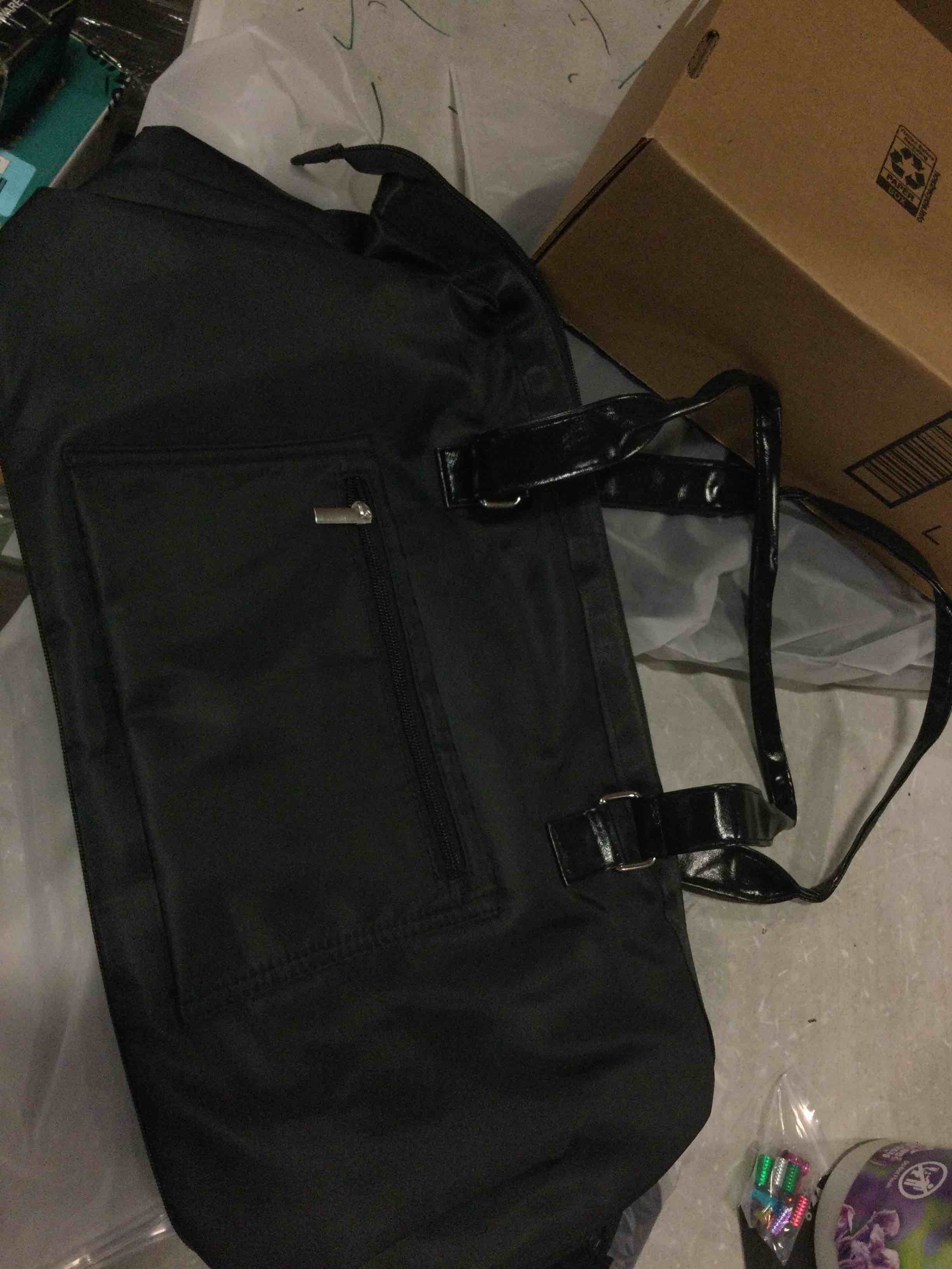 https://s3.amazonaws.com/lotting-images-prod/bidfta/BLU6731718_1720186872469.jpeg