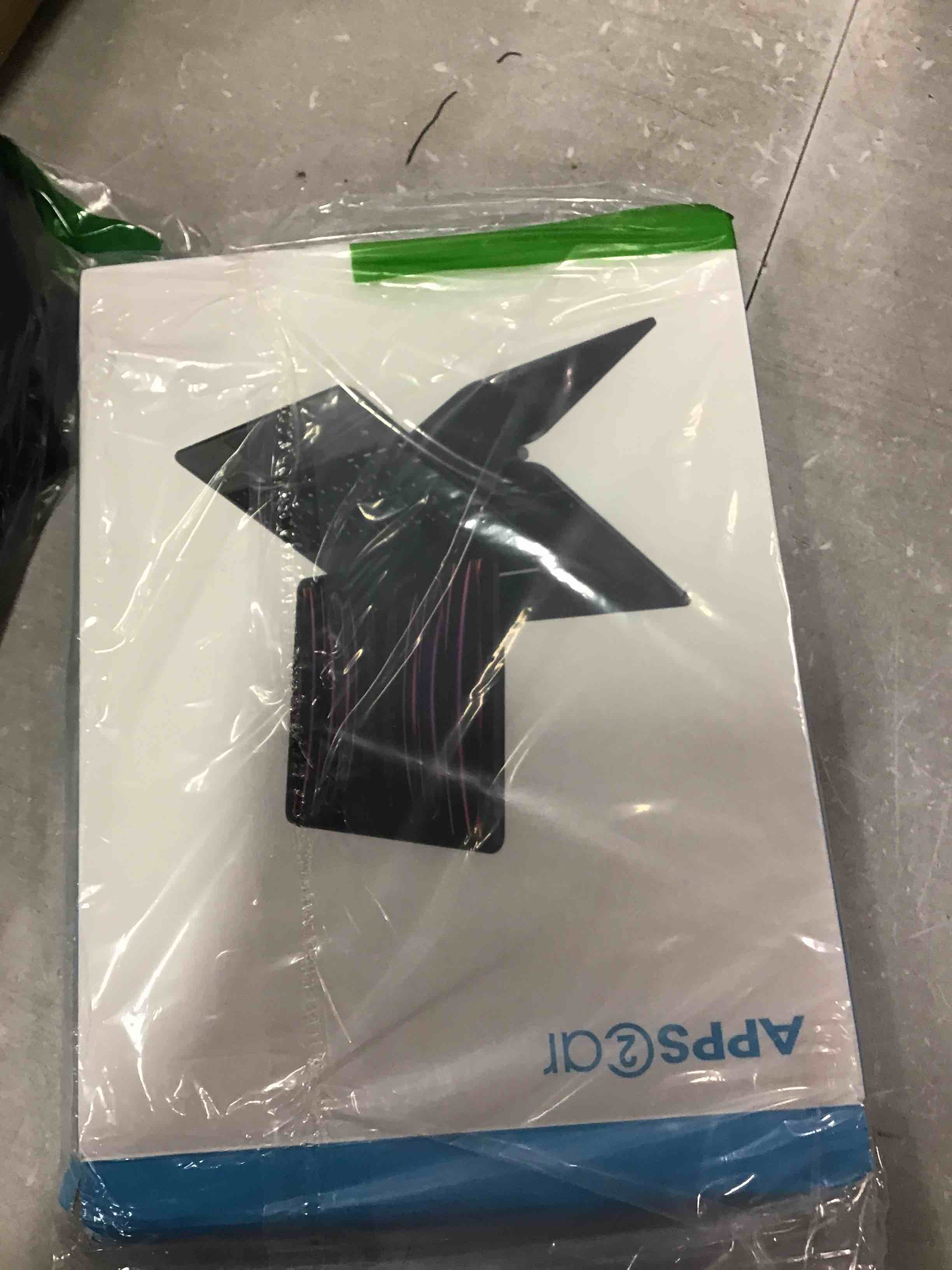 https://s3.amazonaws.com/lotting-images-prod/bidfta/BLU6732310_1720535181878.jpeg
