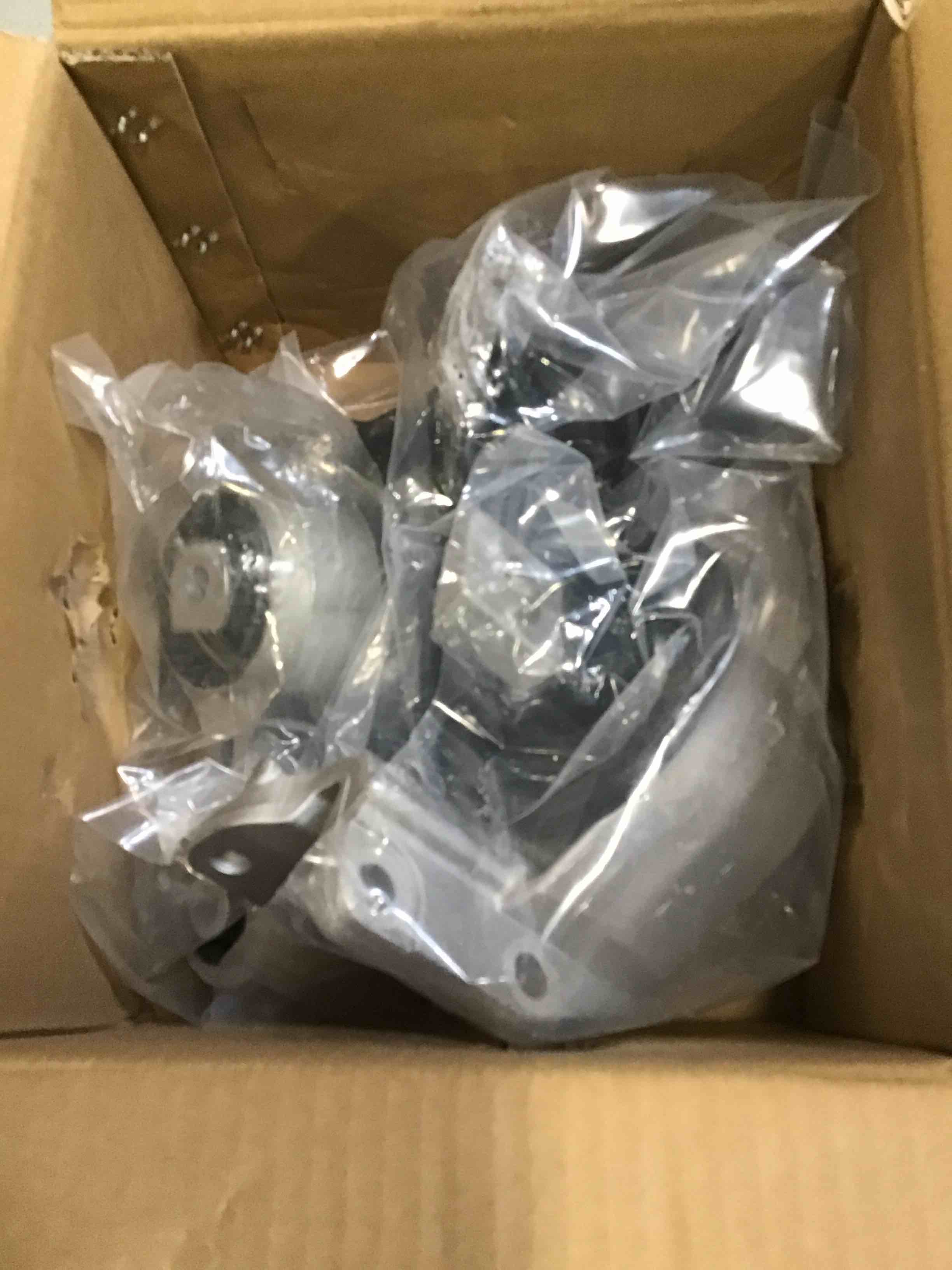 https://s3.amazonaws.com/lotting-images-prod/bidfta/BLU6733184_1720204359190.jpeg