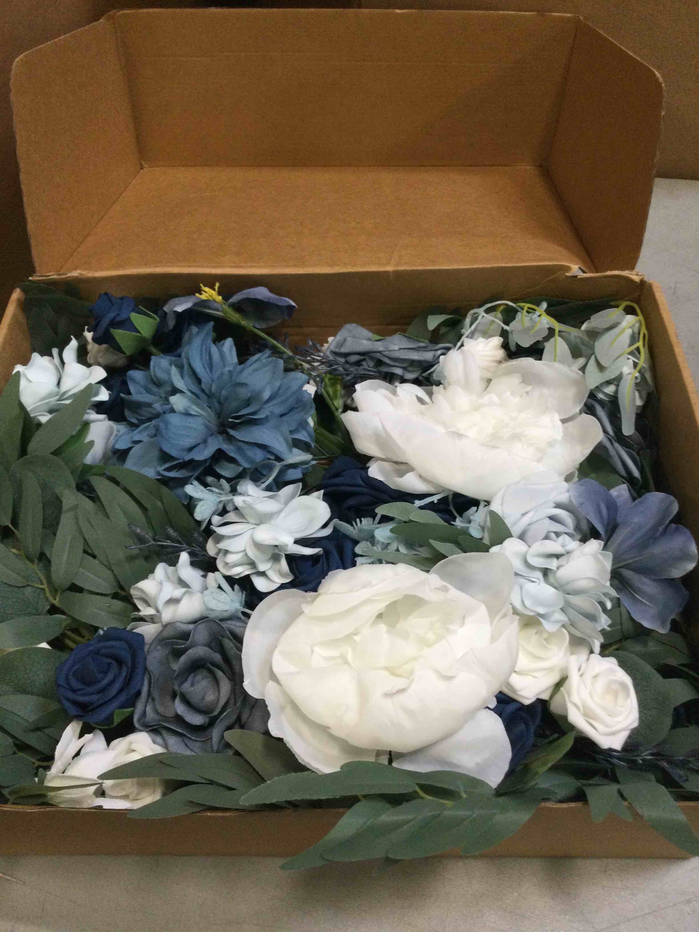 https://s3.amazonaws.com/lotting-images-prod/bidfta/BLU6733605_1720547589945.jpeg