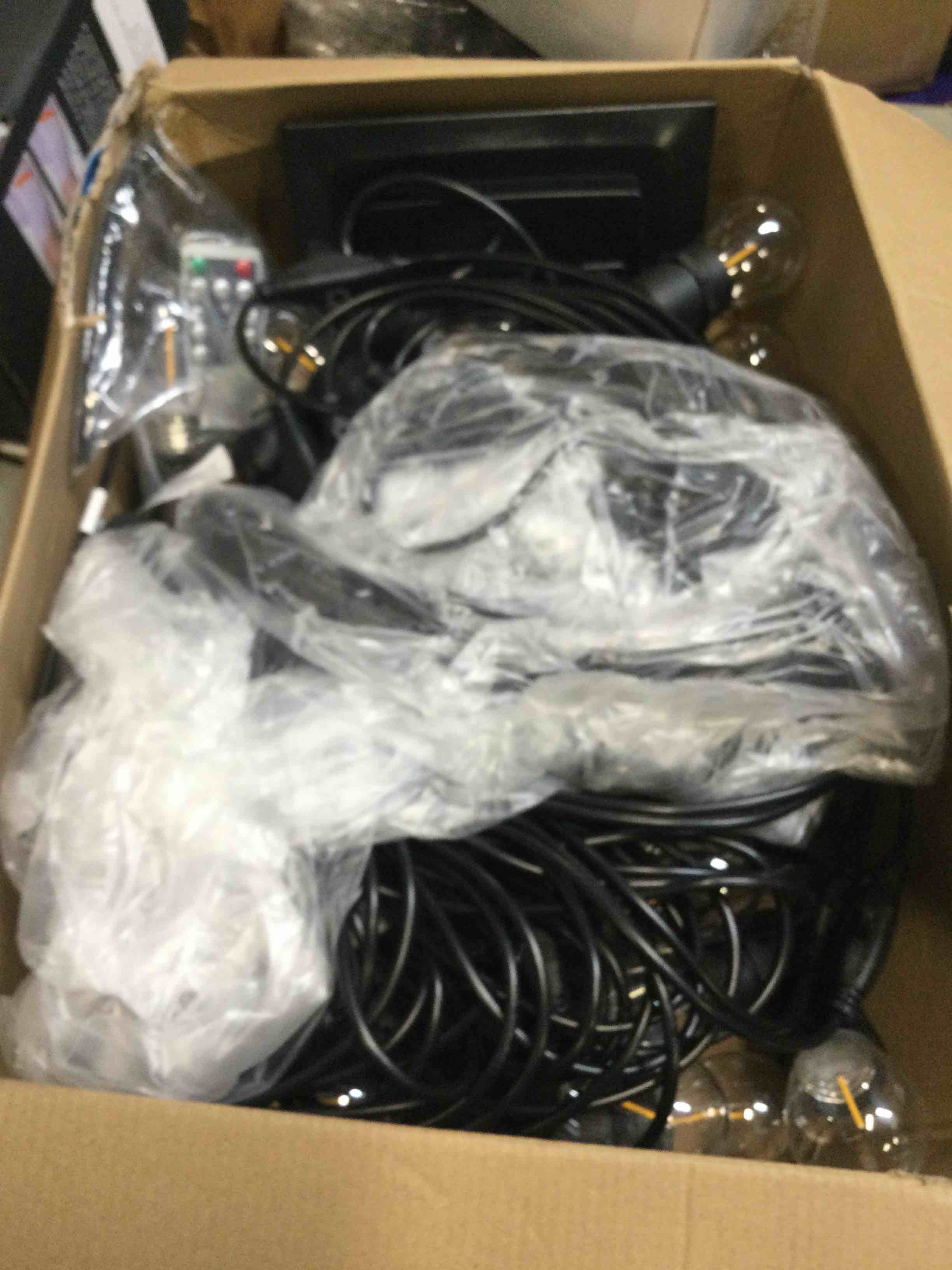 https://s3.amazonaws.com/lotting-images-prod/bidfta/BLU6733680_1720555532715.jpeg