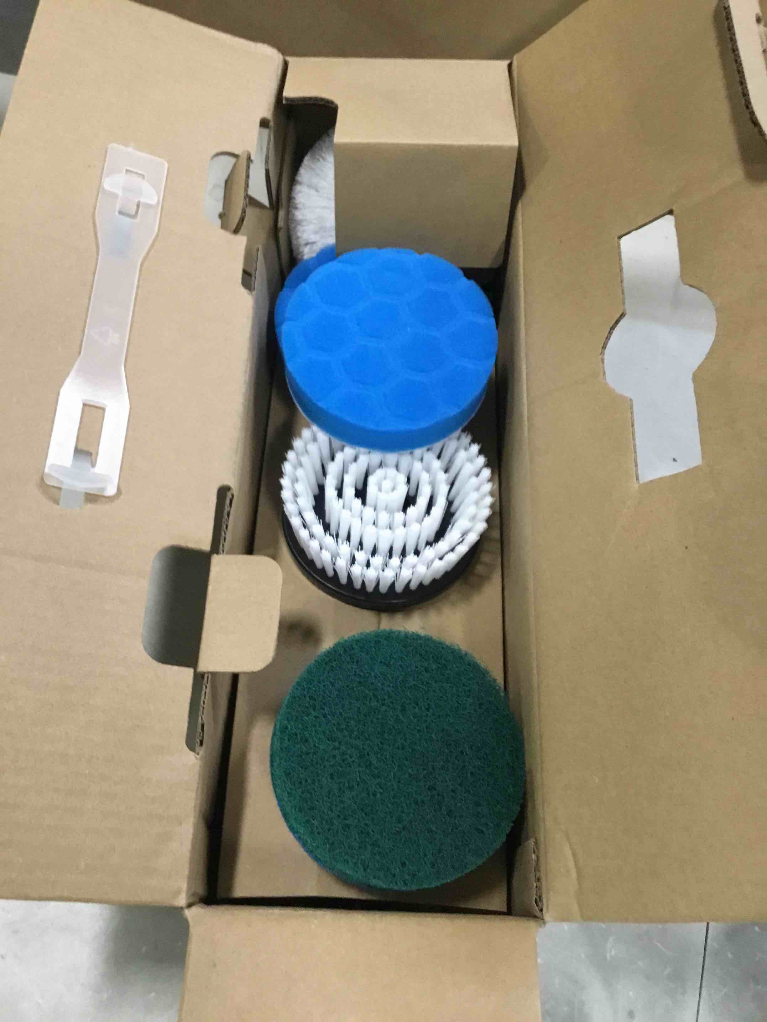 https://s3.amazonaws.com/lotting-images-prod/bidfta/BLU6734122_1719858424725.jpeg