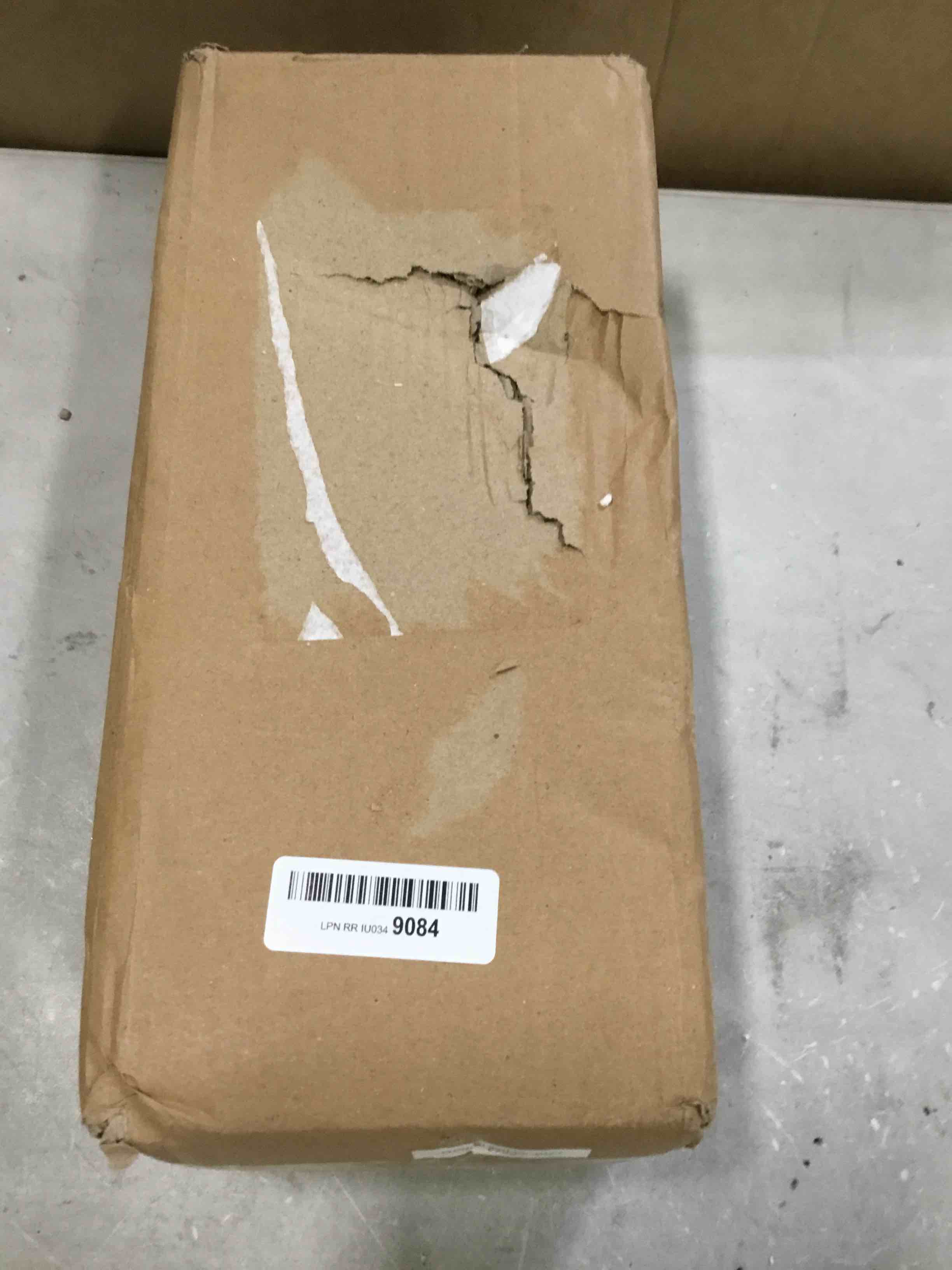 https://s3.amazonaws.com/lotting-images-prod/bidfta/BLU6734132_1719859200159.jpeg