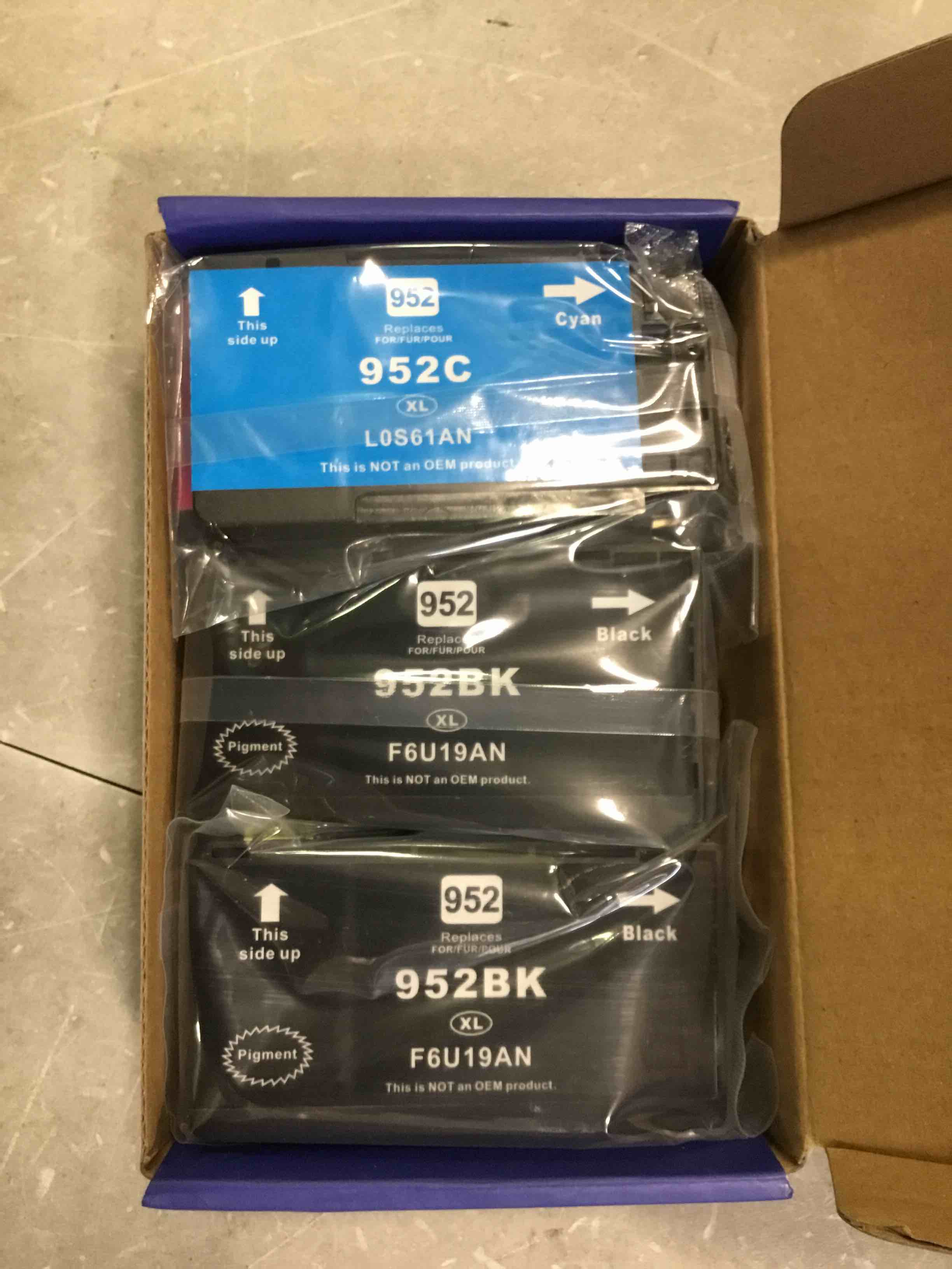 https://s3.amazonaws.com/lotting-images-prod/bidfta/BLU6734616_1720037156665.jpeg