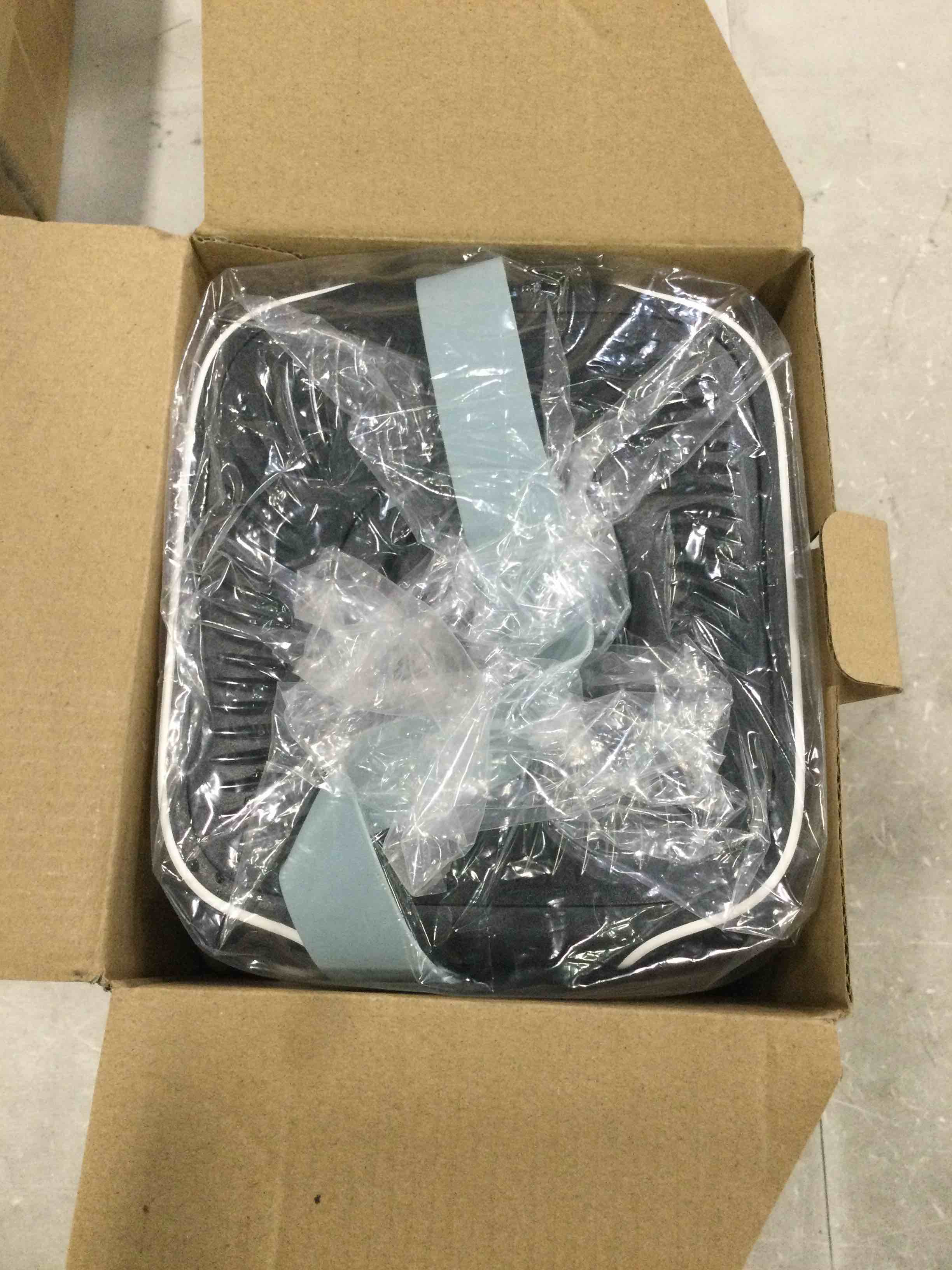 https://s3.amazonaws.com/lotting-images-prod/bidfta/BLU6734834_1720206318339.jpeg