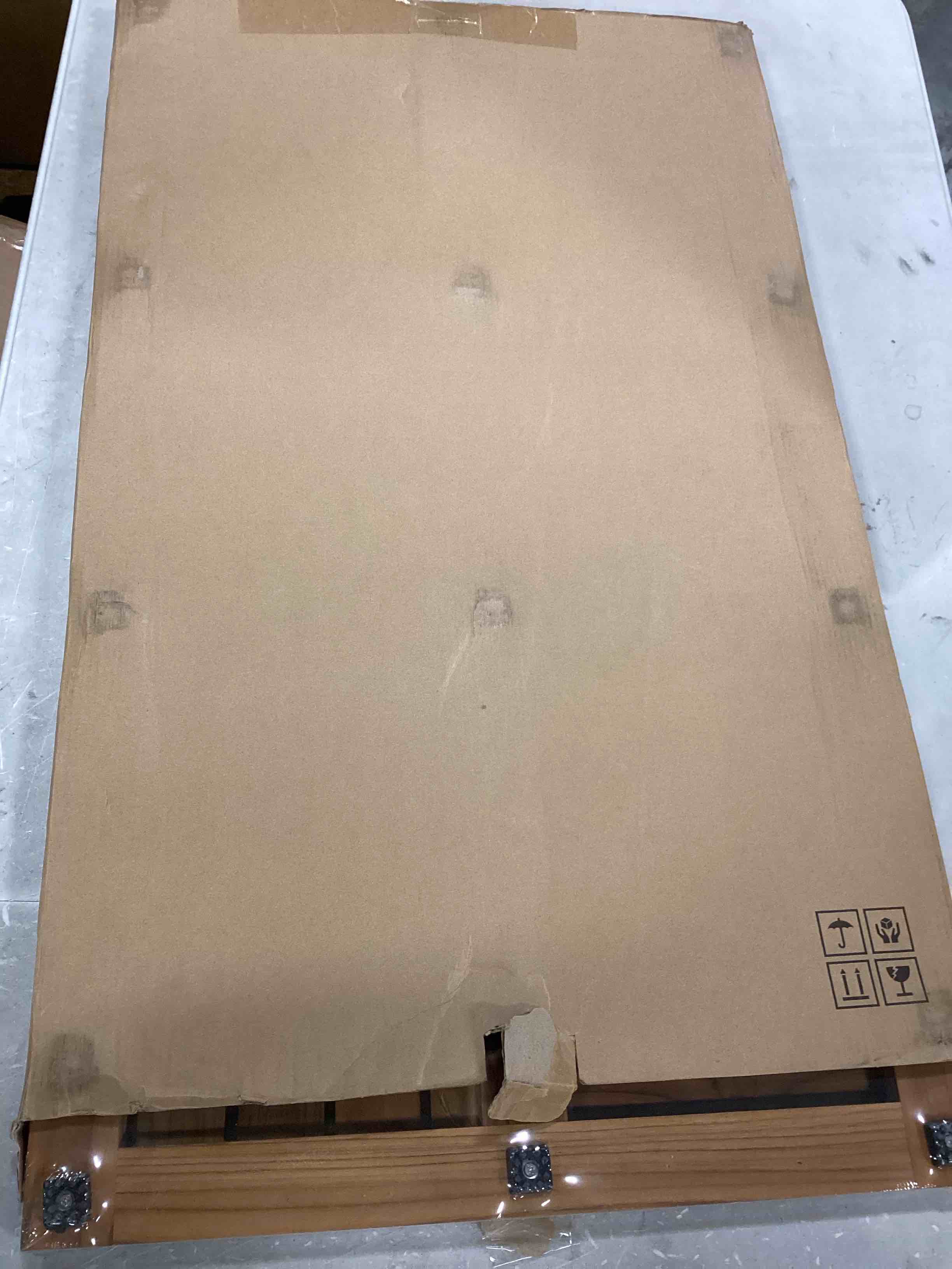 https://s3.amazonaws.com/lotting-images-prod/bidfta/BLU6734885_1720439691343.jpeg