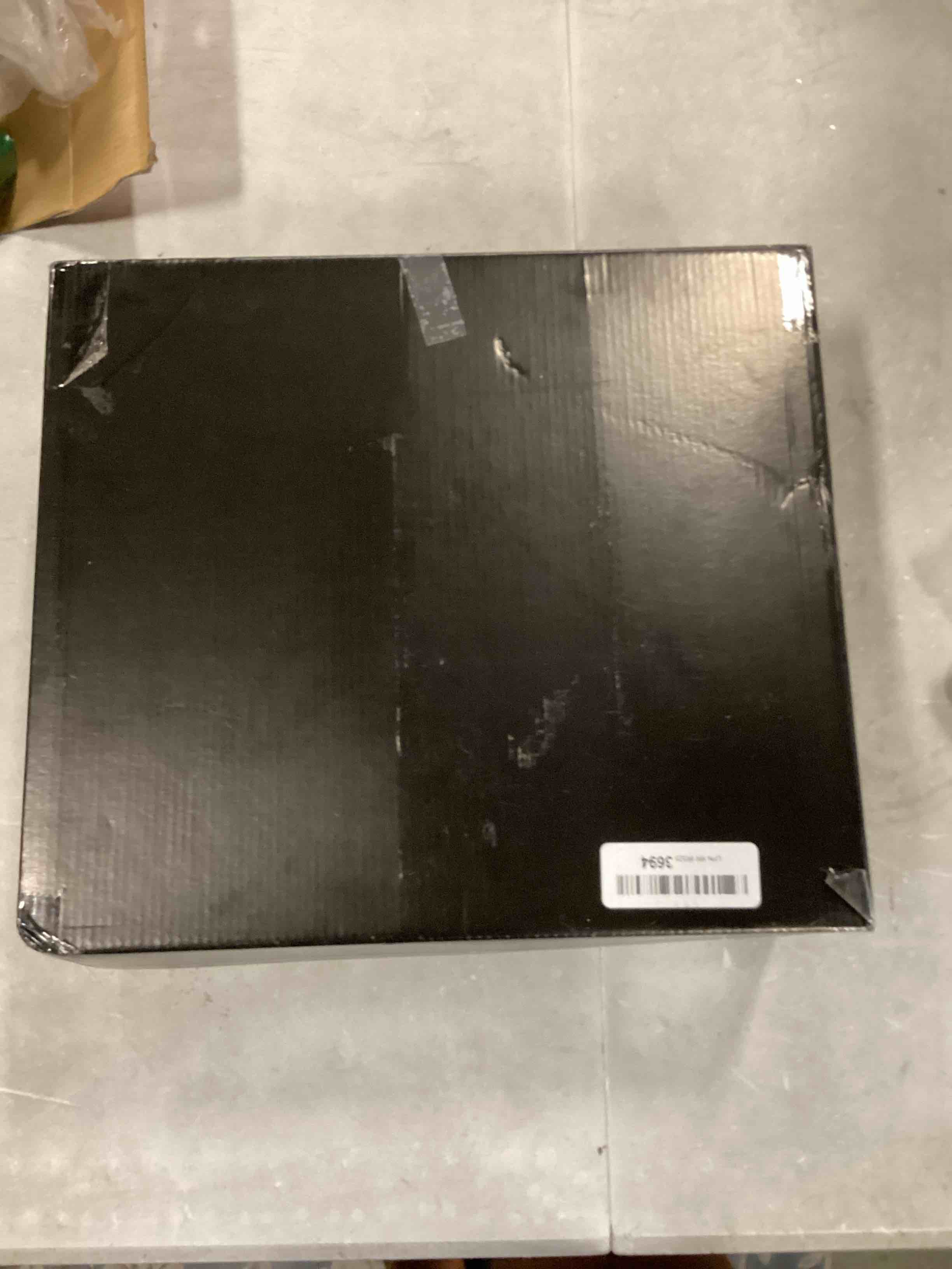 https://s3.amazonaws.com/lotting-images-prod/bidfta/BLU6735744_1720197829496.jpeg