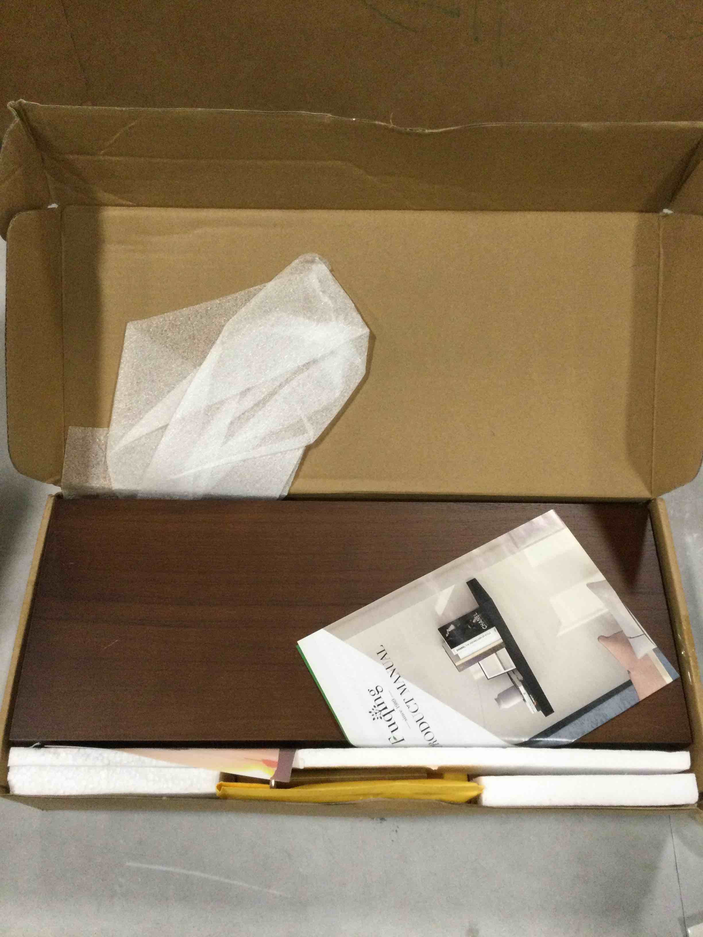 https://s3.amazonaws.com/lotting-images-prod/bidfta/BLU6735845_1720441337503.jpeg