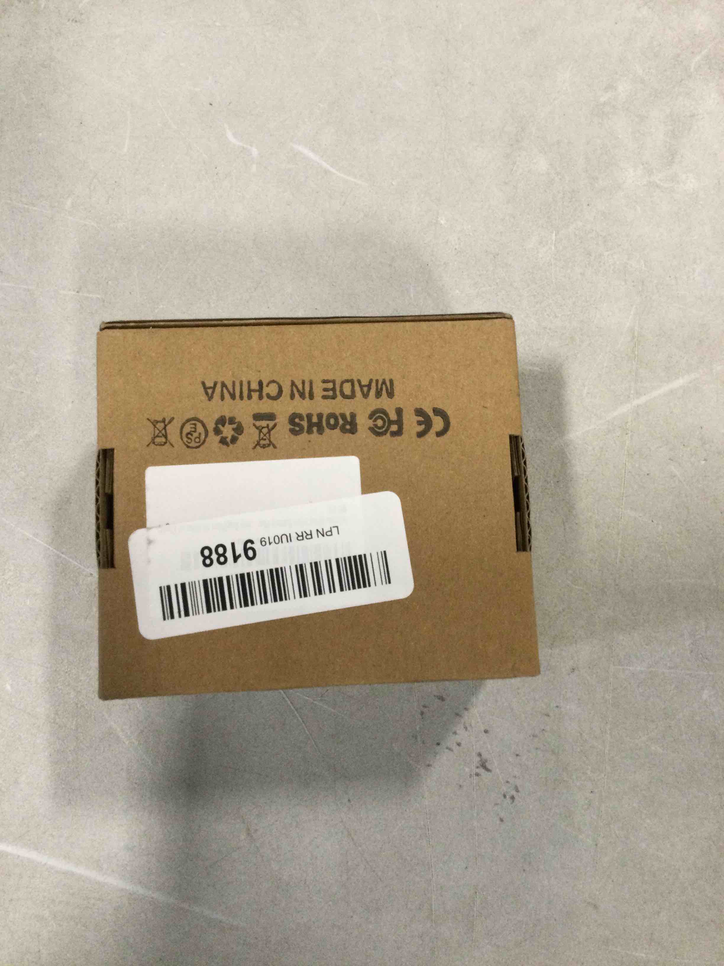 https://s3.amazonaws.com/lotting-images-prod/bidfta/BLU6735911_1720449237165.jpeg