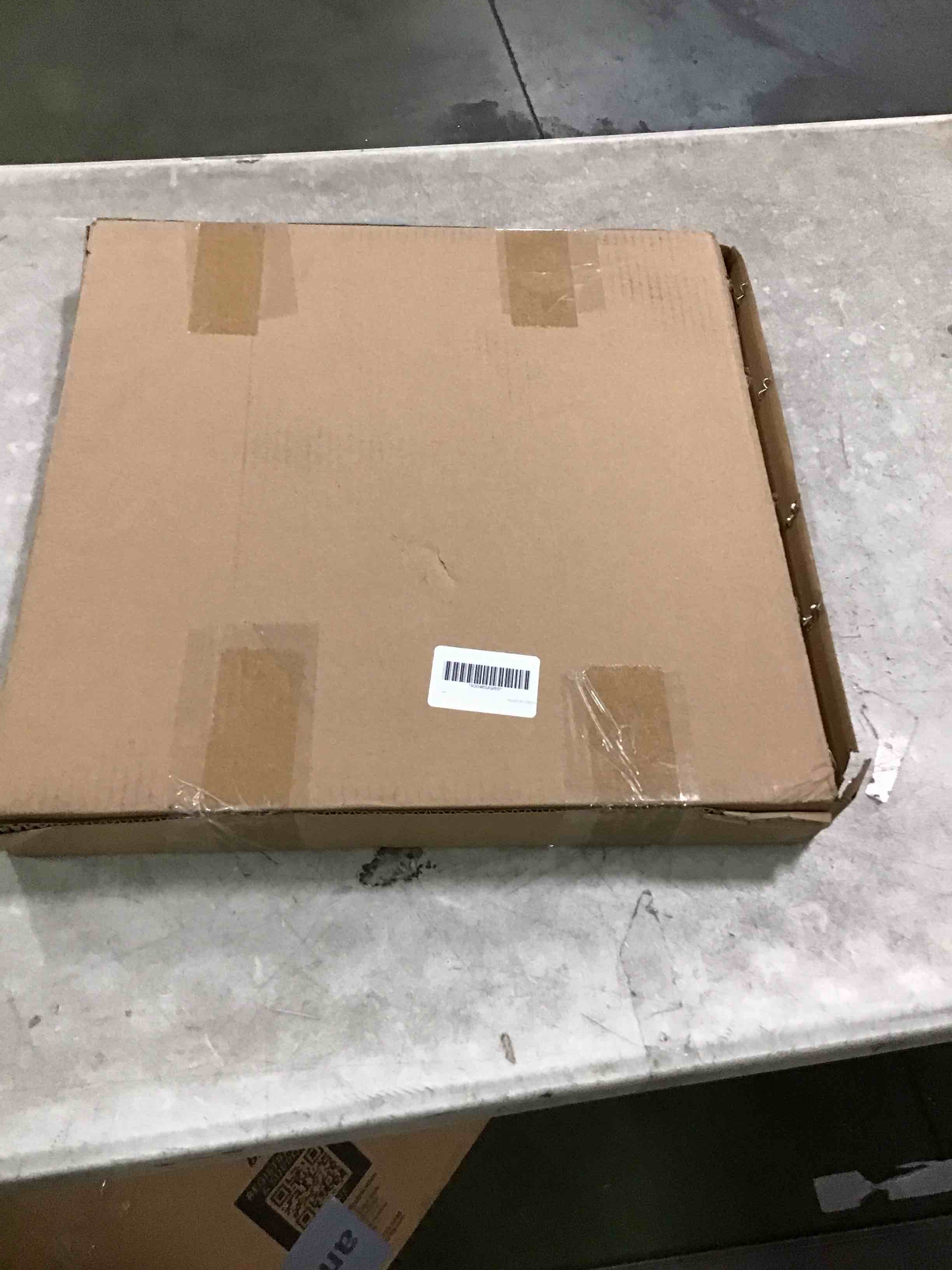 https://s3.amazonaws.com/lotting-images-prod/bidfta/BLU6736027_1720530823066.jpeg