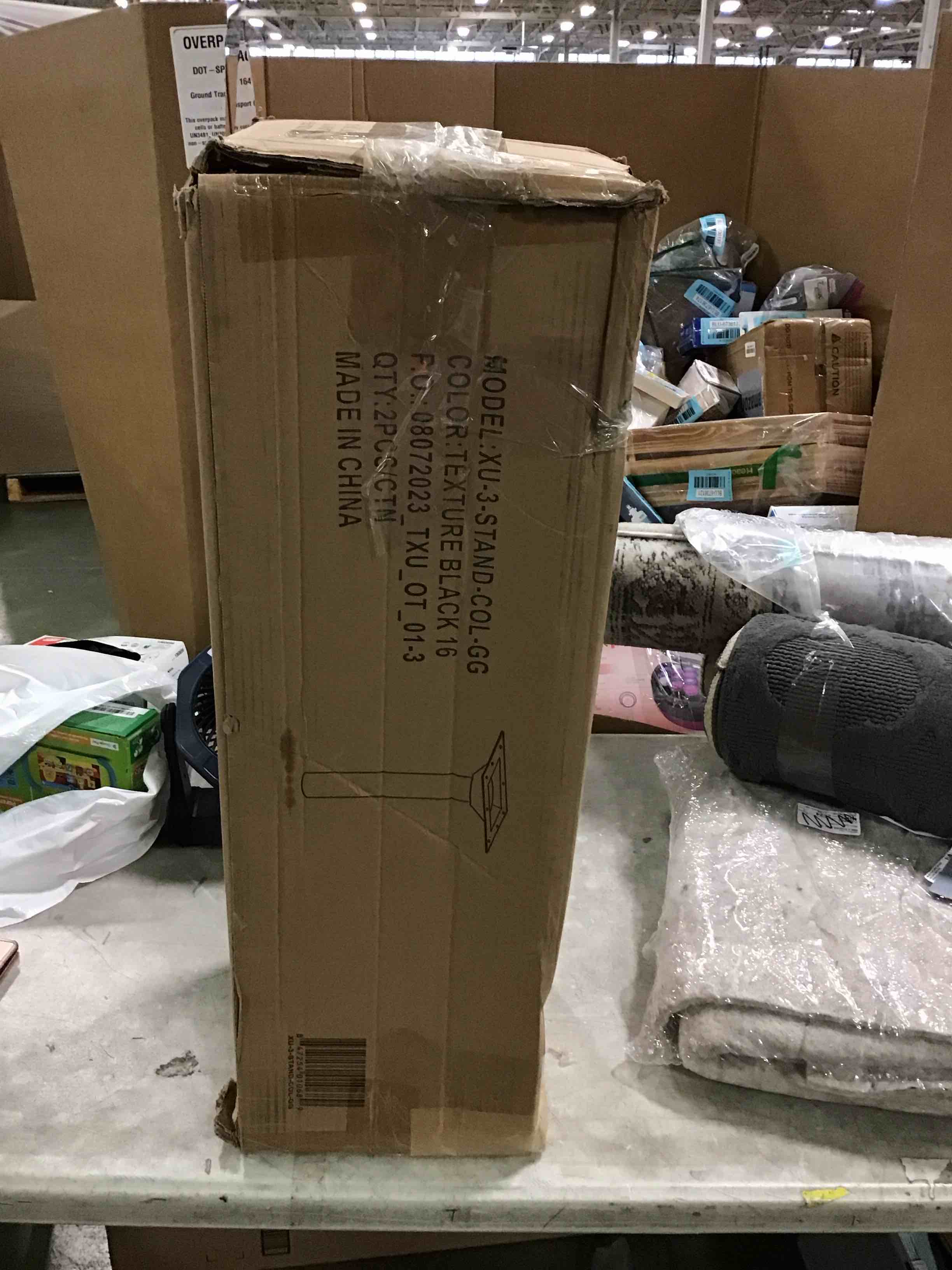 https://s3.amazonaws.com/lotting-images-prod/bidfta/BLU6736205_1720614591044.jpeg