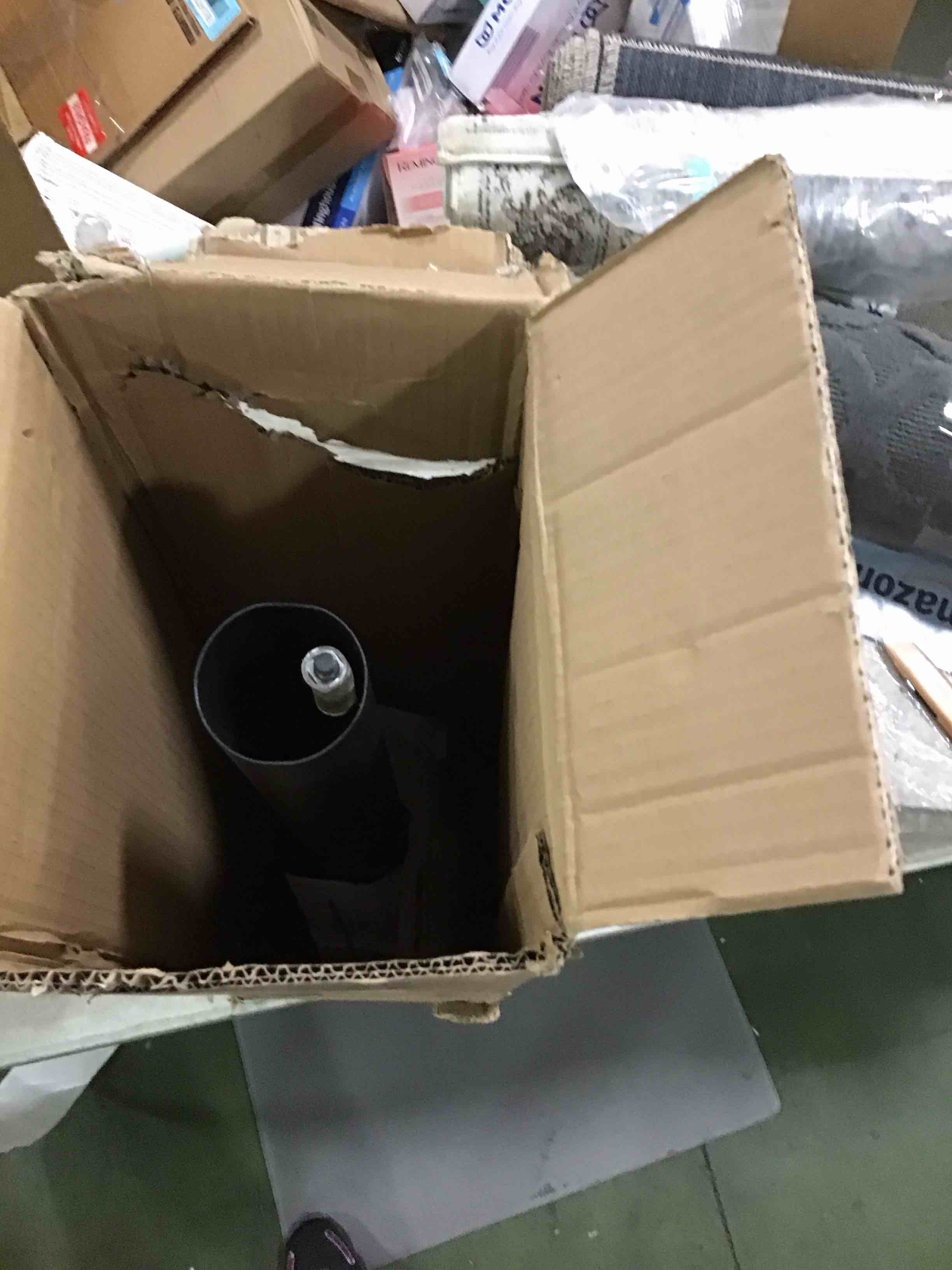 https://s3.amazonaws.com/lotting-images-prod/bidfta/BLU6736205_1720614606405.jpeg