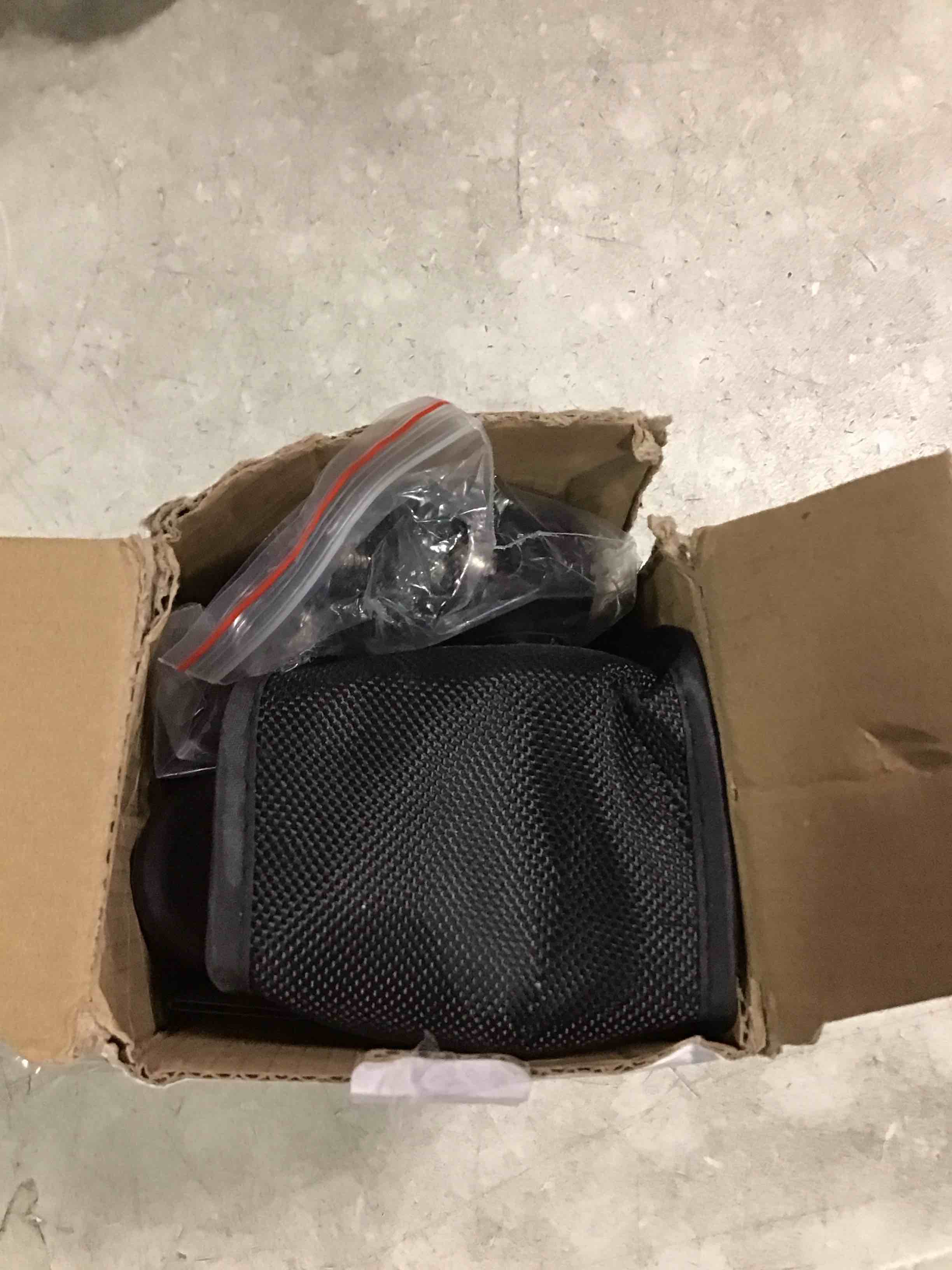 https://s3.amazonaws.com/lotting-images-prod/bidfta/BLU6736317_1720626376202.jpeg