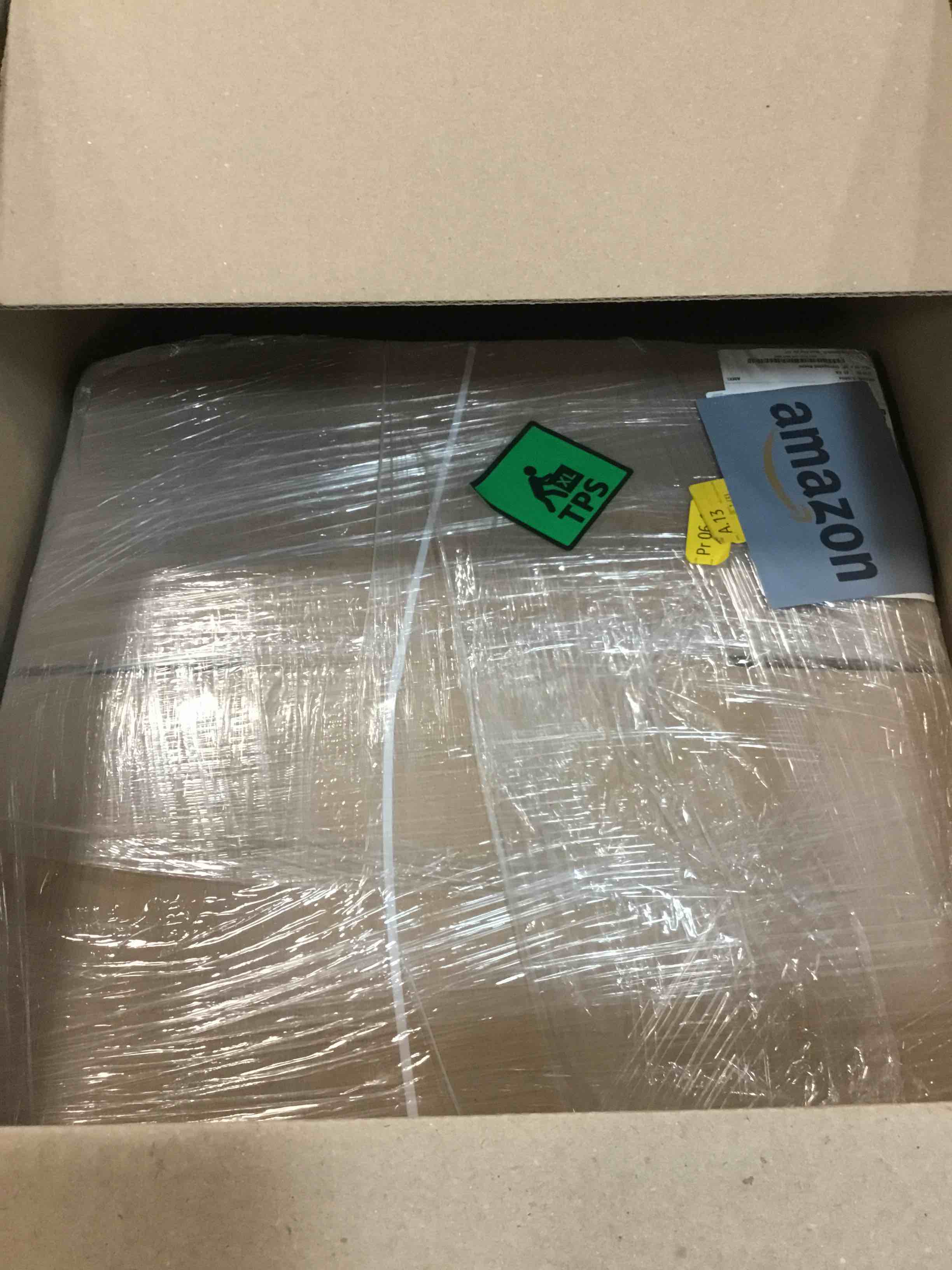 https://s3.amazonaws.com/lotting-images-prod/bidfta/BLU6736718_1721069441995.jpeg
