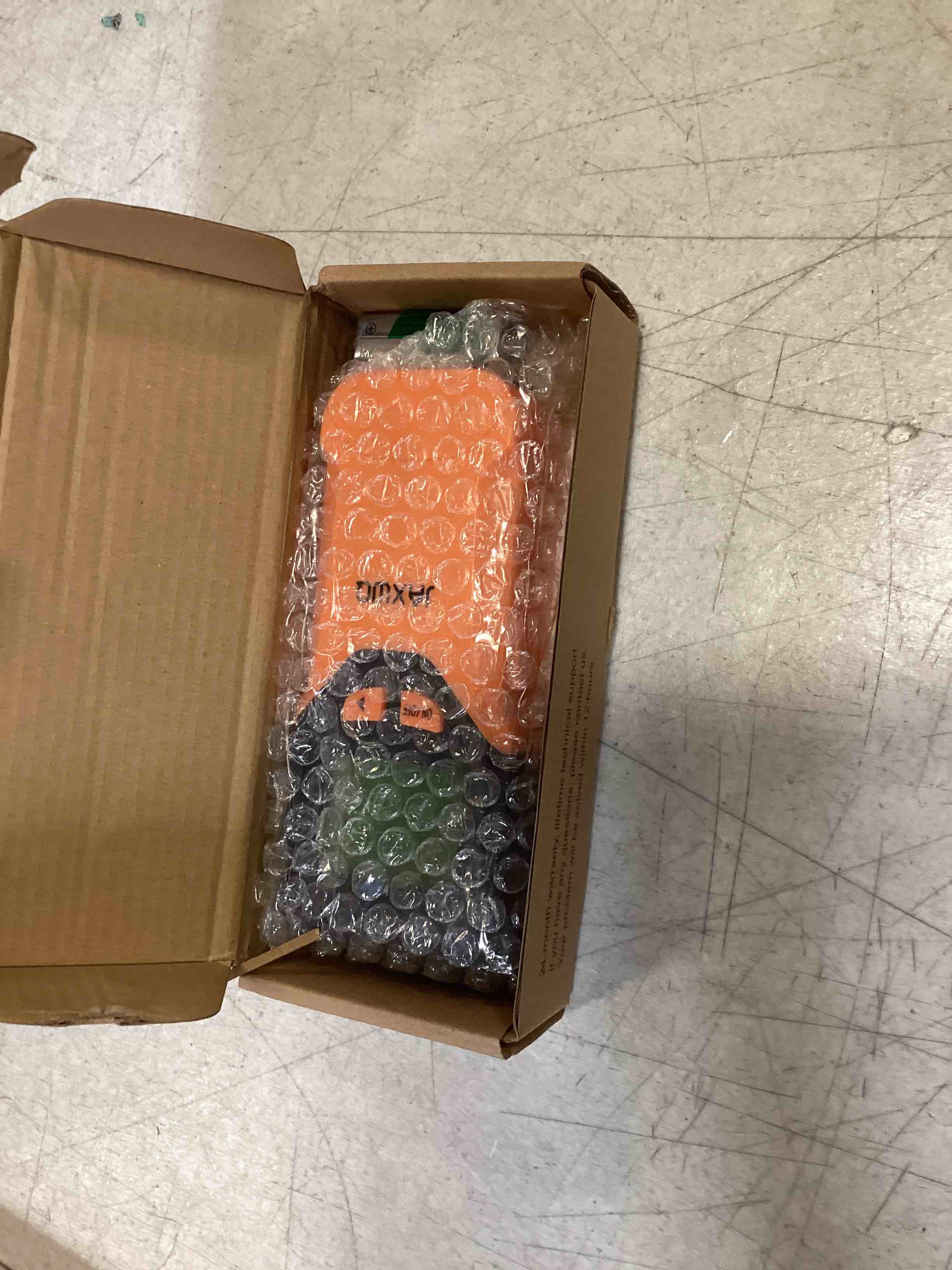 https://s3.amazonaws.com/lotting-images-prod/bidfta/BLU6737389_1719946068801.jpeg