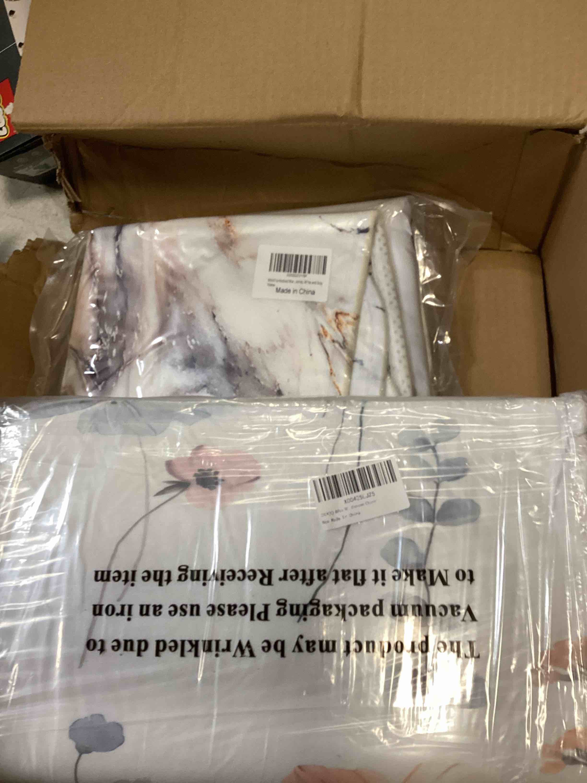 https://s3.amazonaws.com/lotting-images-prod/bidfta/BLU6737396_1719946740648.jpeg