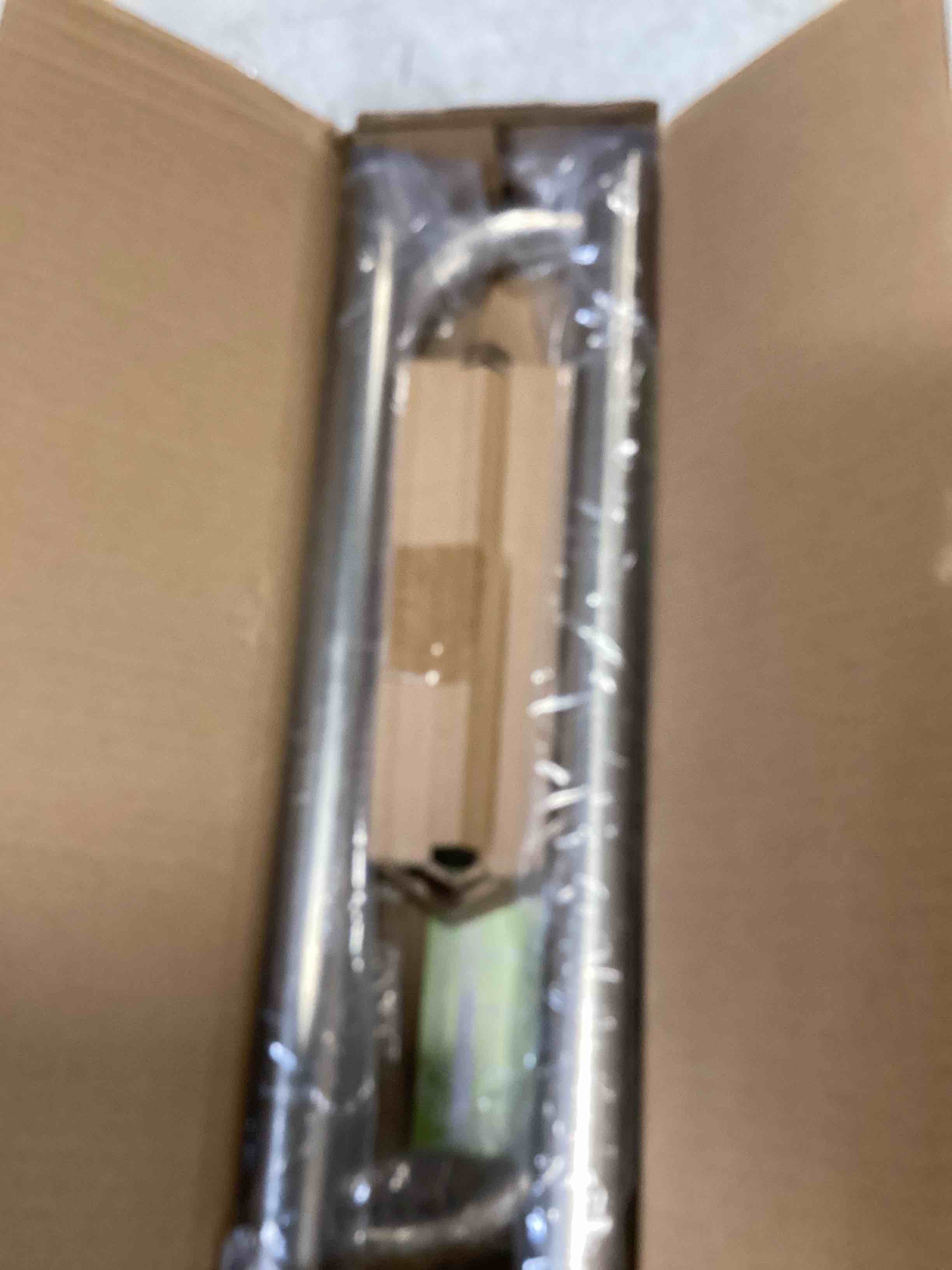 https://s3.amazonaws.com/lotting-images-prod/bidfta/BLU6737456_1719950908076.jpeg