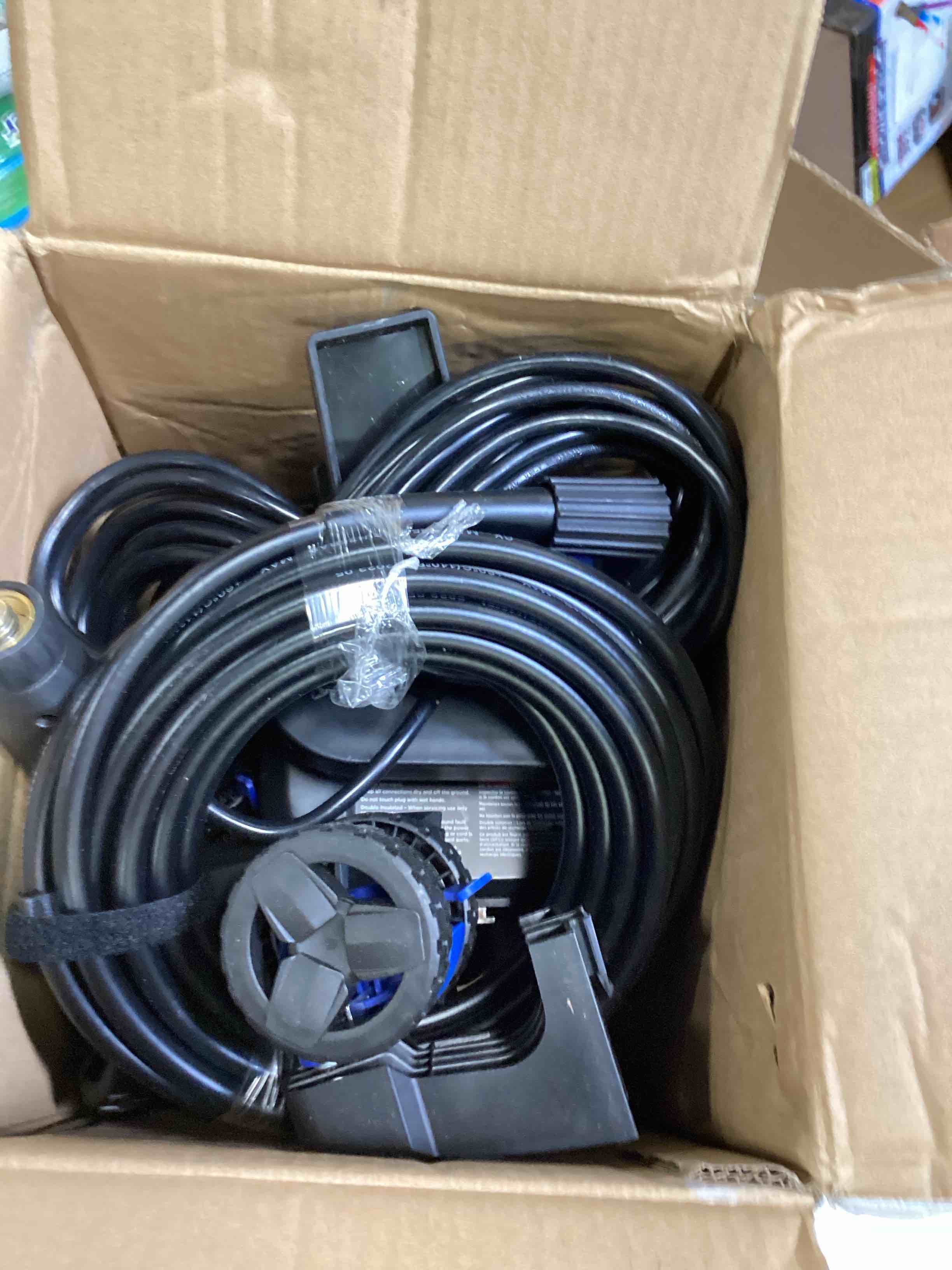 https://s3.amazonaws.com/lotting-images-prod/bidfta/BLU6738492_1719932324149.jpeg