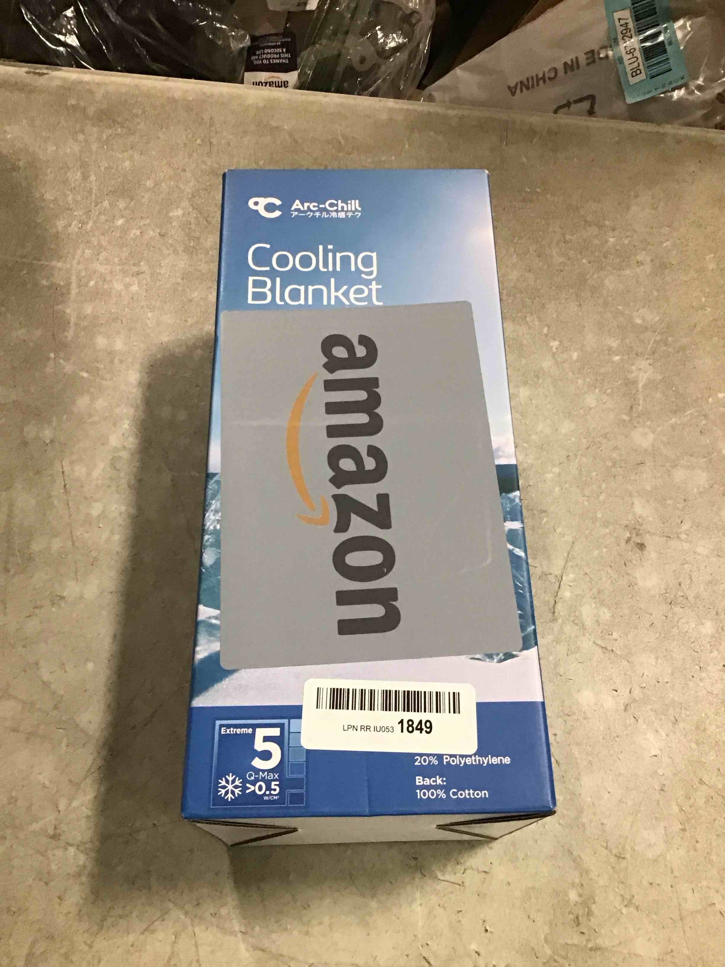 https://s3.amazonaws.com/lotting-images-prod/bidfta/BLU6738892_1720182270704.jpeg
